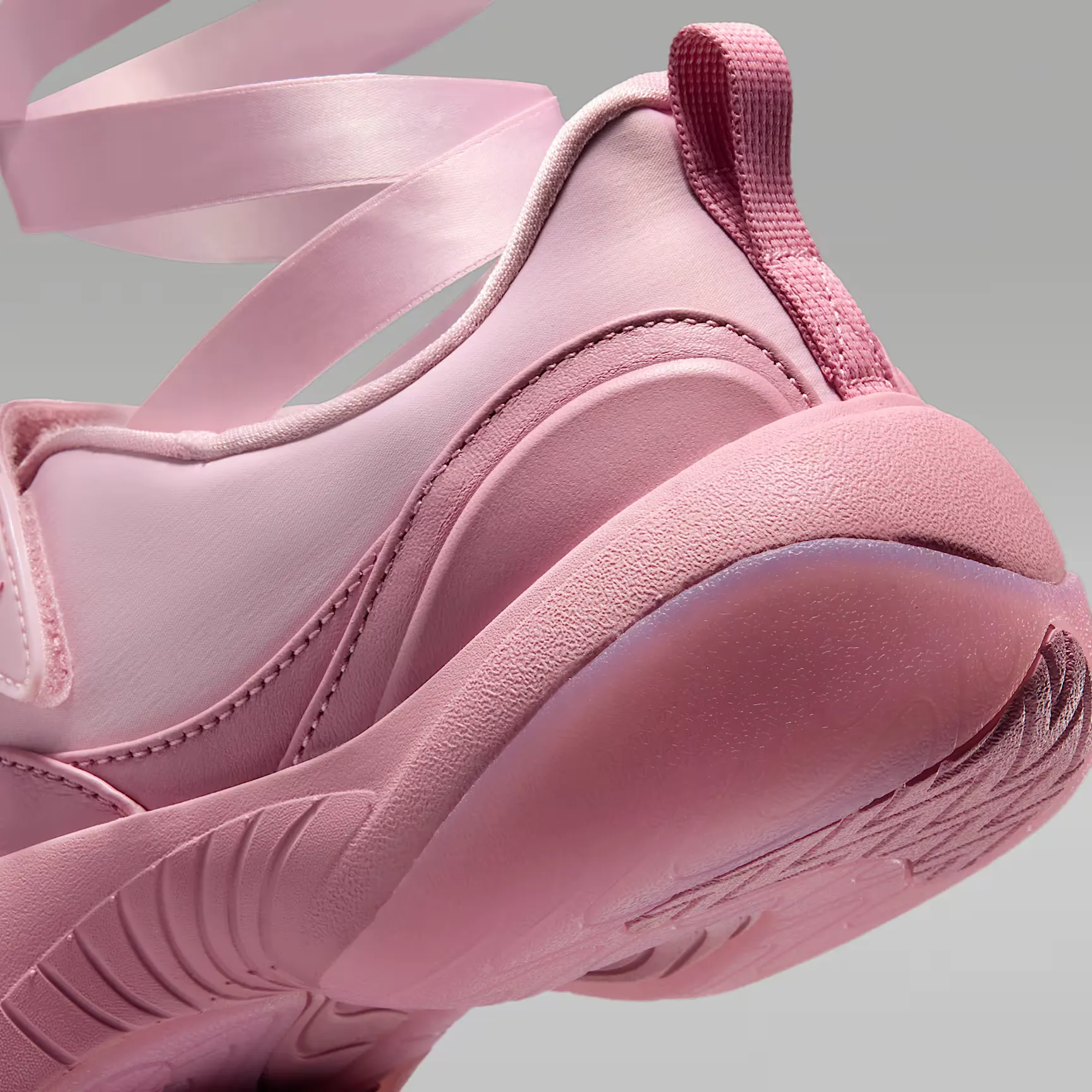 000000_Jordan-Pointe-WMNS_Elemental-Pink_IB8597-607_img7