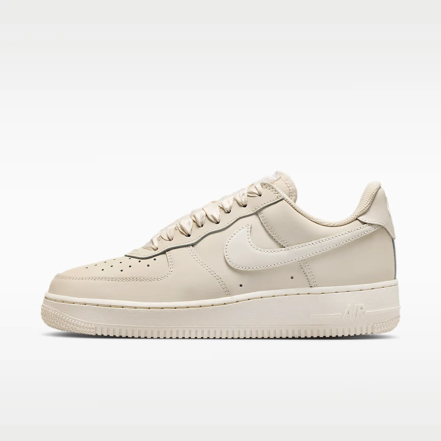 000000_Nike-Air-Force-1-Retro-Premium-WMNS_Oatmeal_IR0871-100_img0