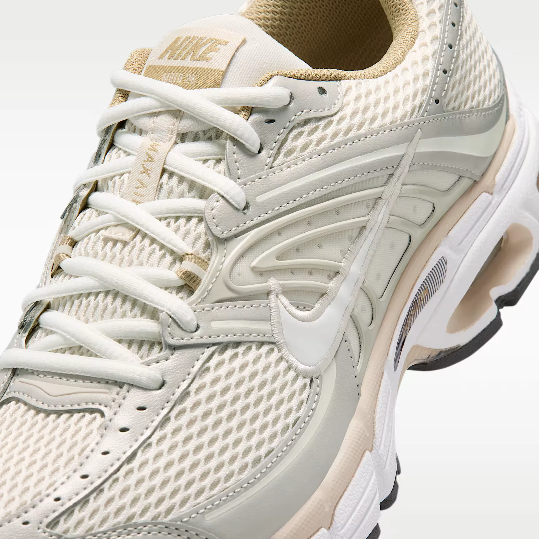 000000_Nike-Air-Max-Moto-2K_Light-Orewood-Brown_IQ7592-104_img6