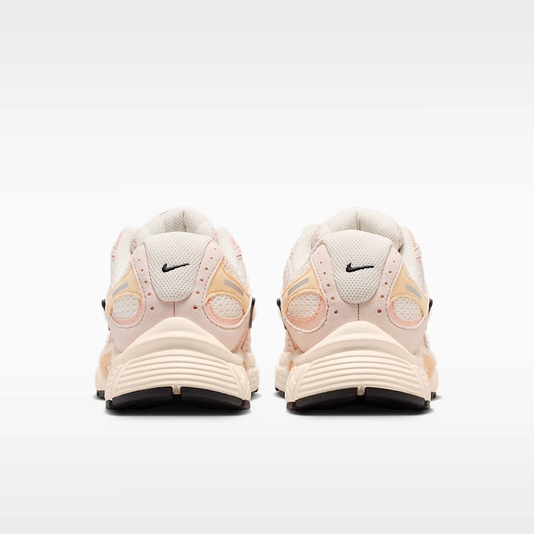 000000_Nike-V5-RNR-WMNS_Chalk-Silt-Red_II6294-102_img5