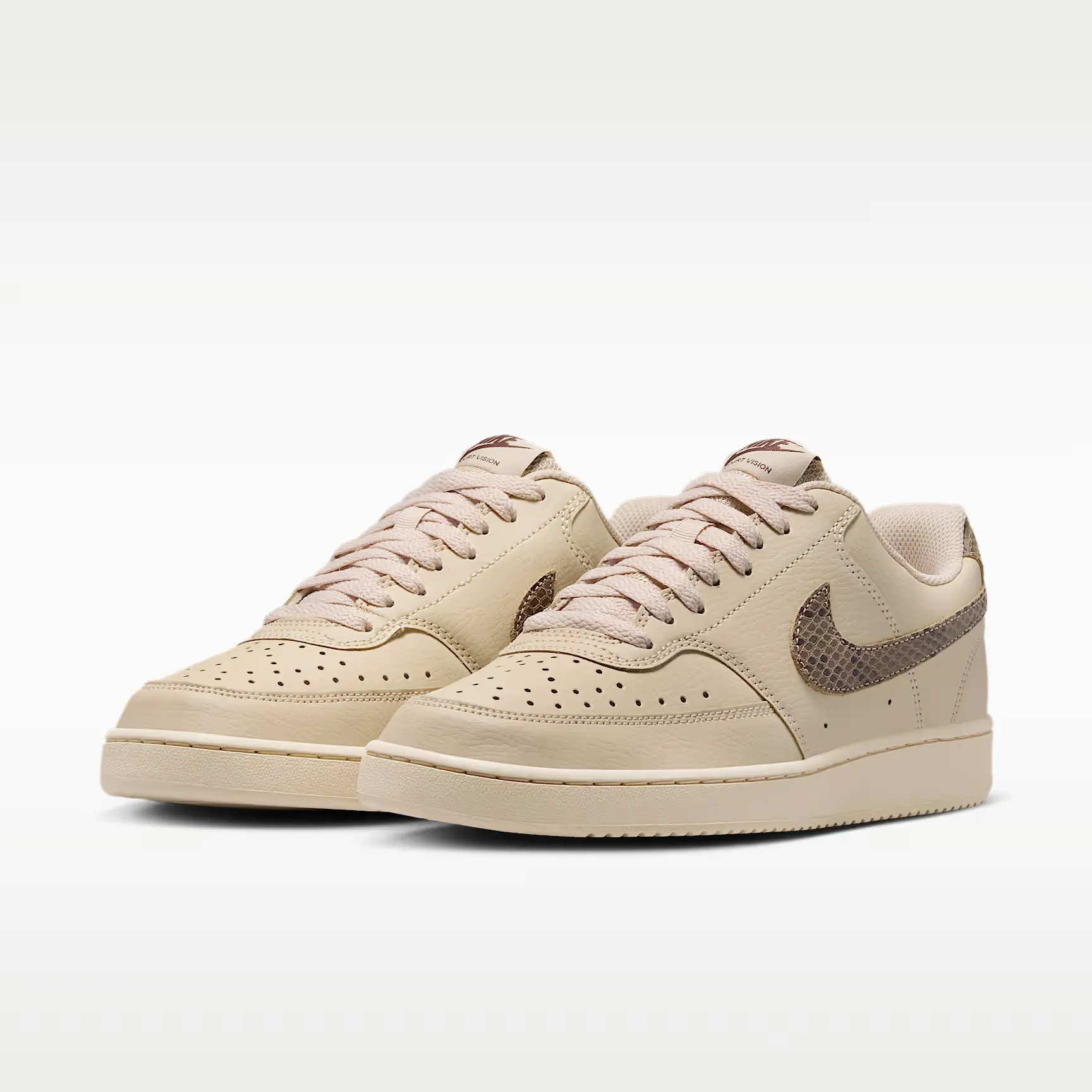 000000_Nike-Court-Vision-Low-Premium-WMNS_Sanddrift-British-Khaki_IO0463-102_img4