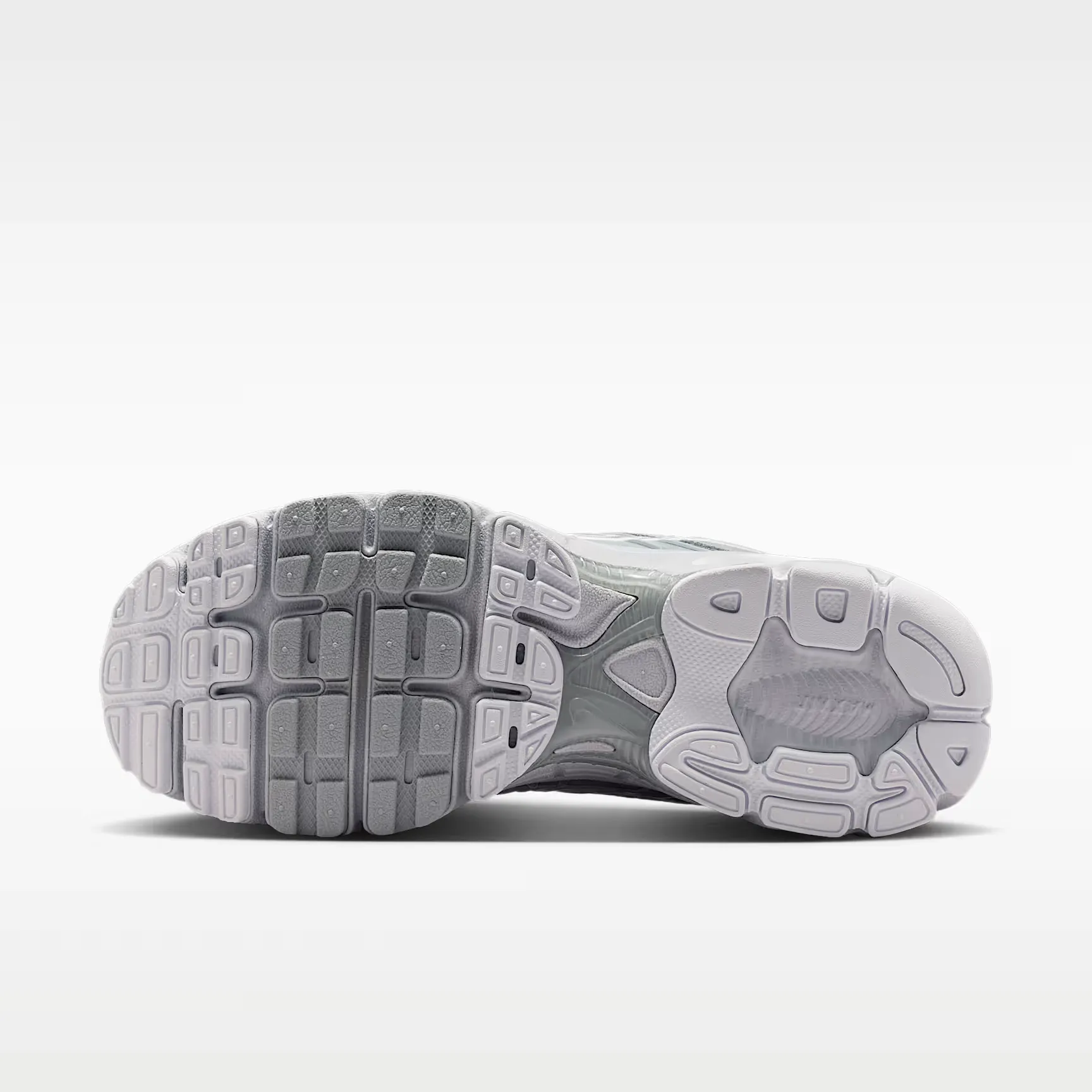 000000_Nike-Air-Max-Moto-2K-SE-WMNS_Pure-Platinum-Wolf-Grey_IO4862-002_img1