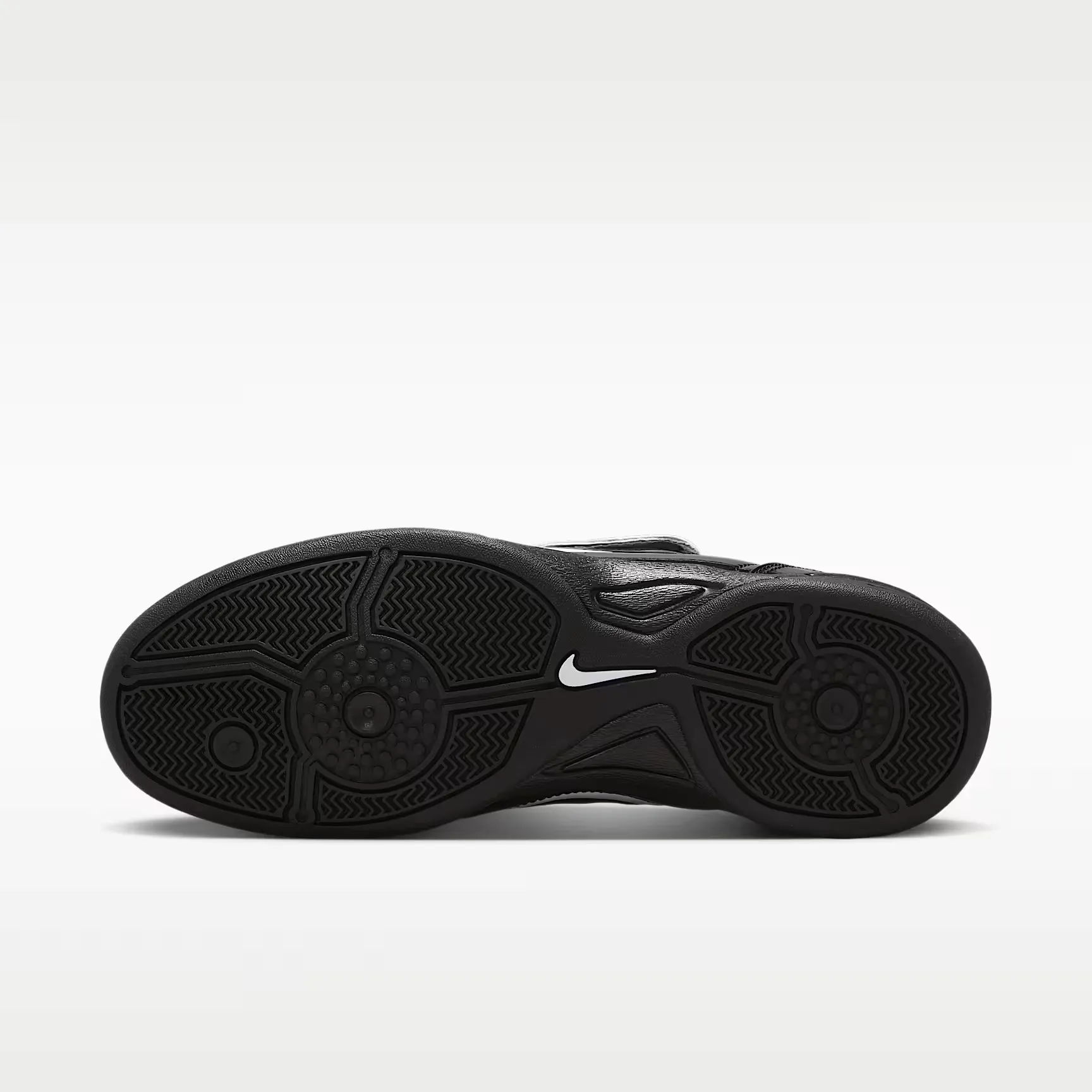 000000_Nike-Total-90-SE-WMNS_Black-University-Red_IO2389-001_img1