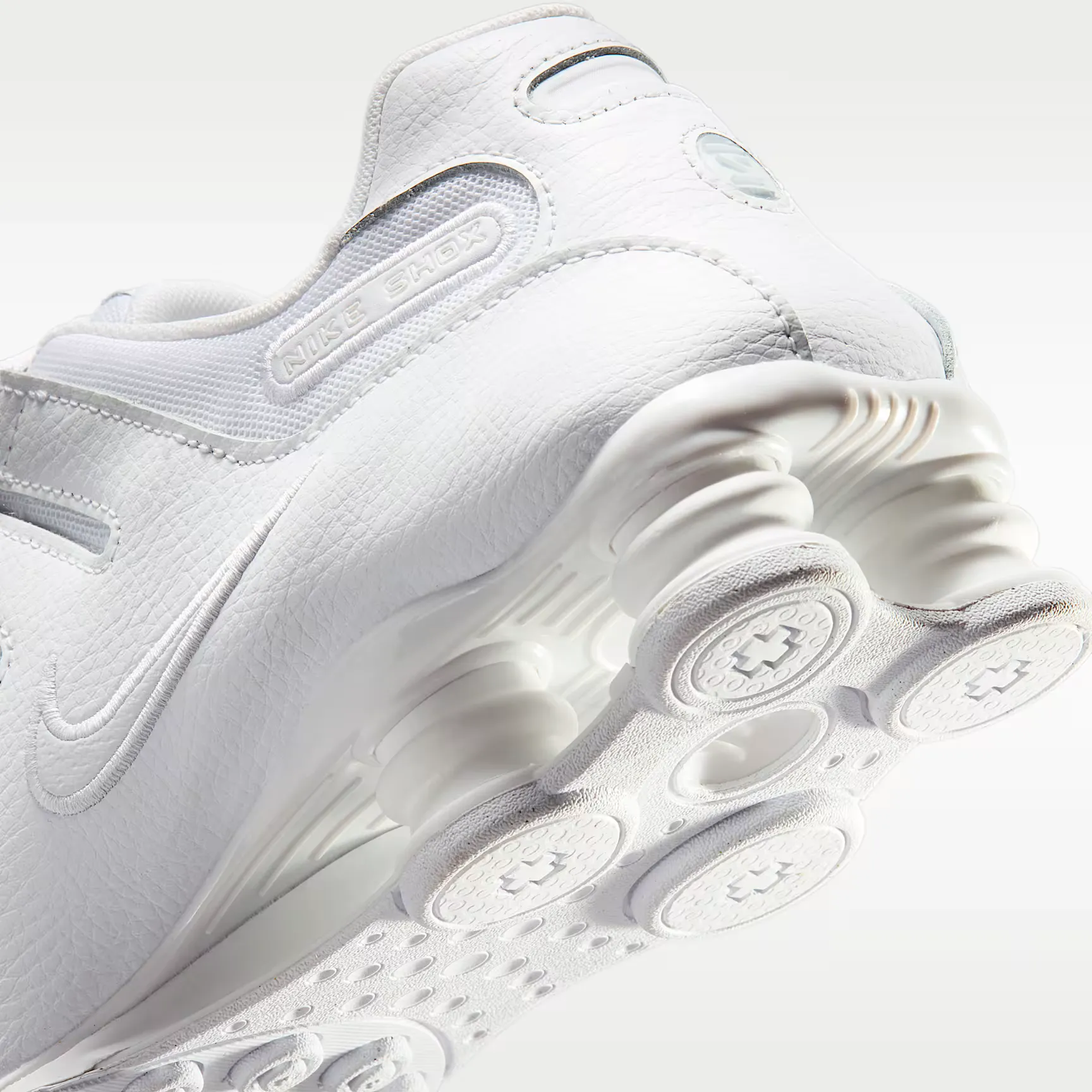 000000_Nike-Shox-NZ_White-White_IQ8263-100_img7