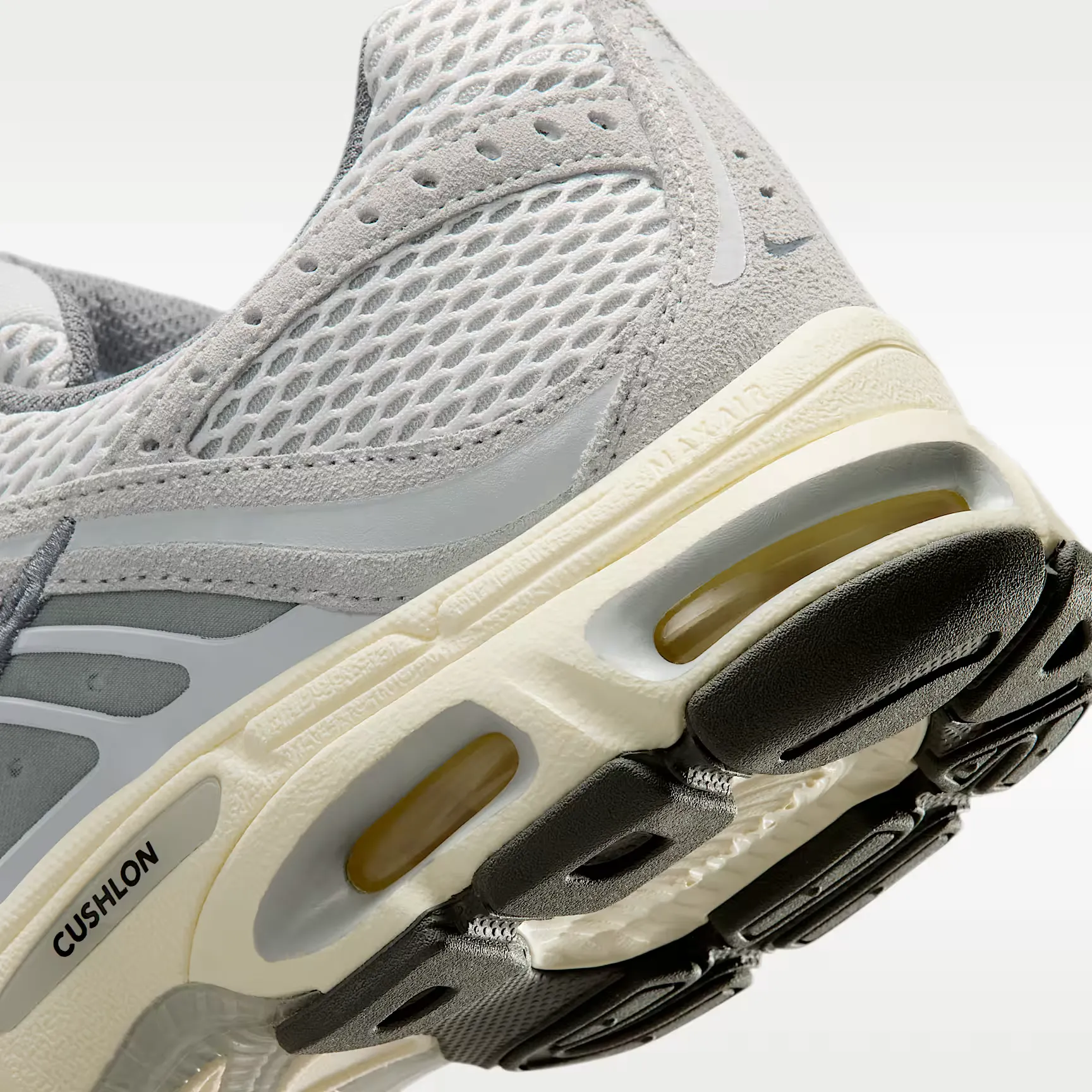 000000_Nike-Air-Max-Moto-2K_Grey-Fog-Gunsmoke_IQ4924-005_img7