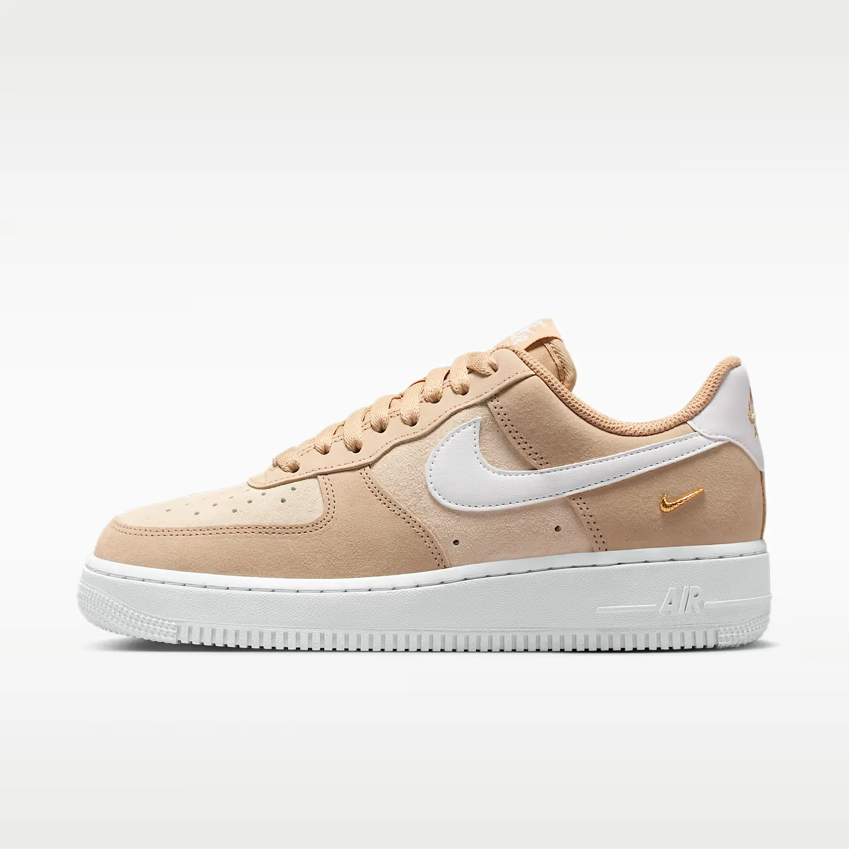 000000_Nike-Air-Force-1-'07-Low-SE-WMNS_Linen-Sanddrift_IQ9964-200_img0