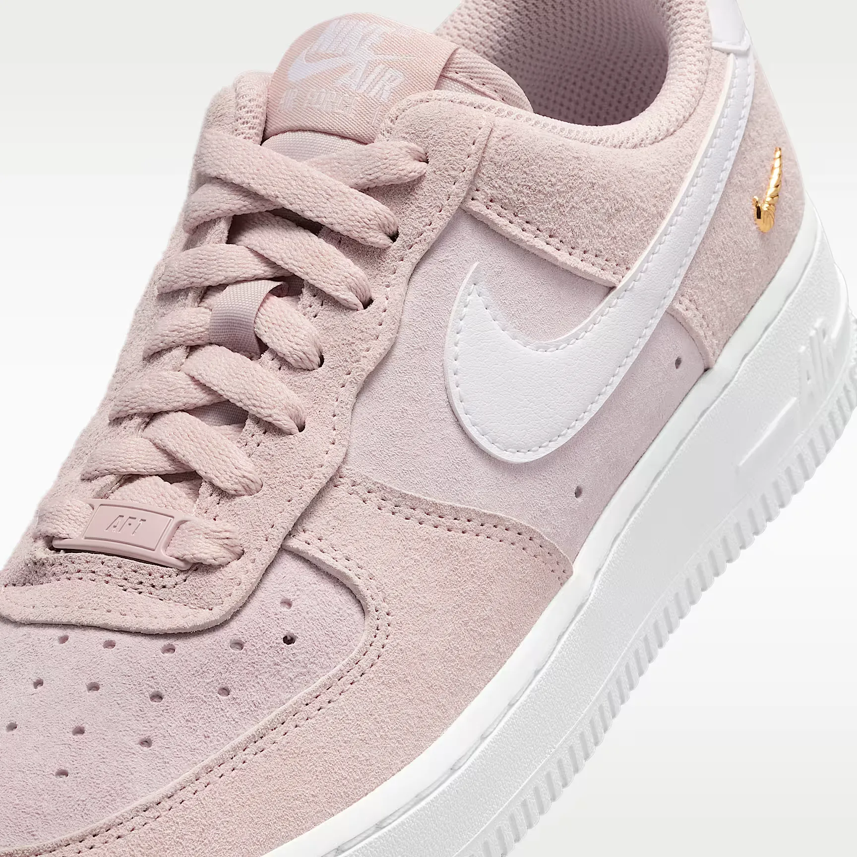 000000_Nike-Air-Force-1-'07-Low-SE-WMNS_Silt-Red-Pink-Foam_IQ9964-600_img6