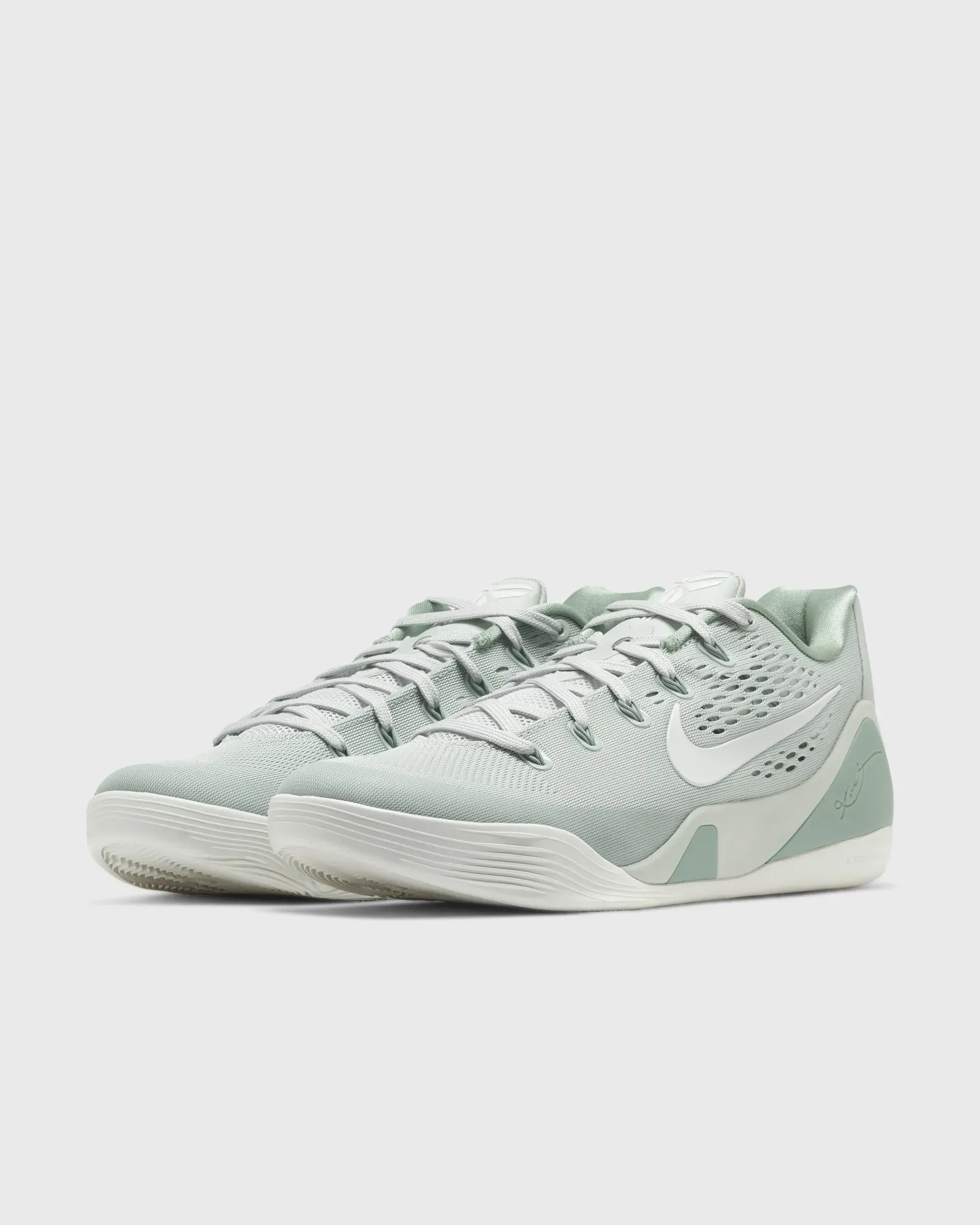 000000_Nike-Kobe-IX-Elite-Low-EM-Protro_Steam_IH1401-003_img1