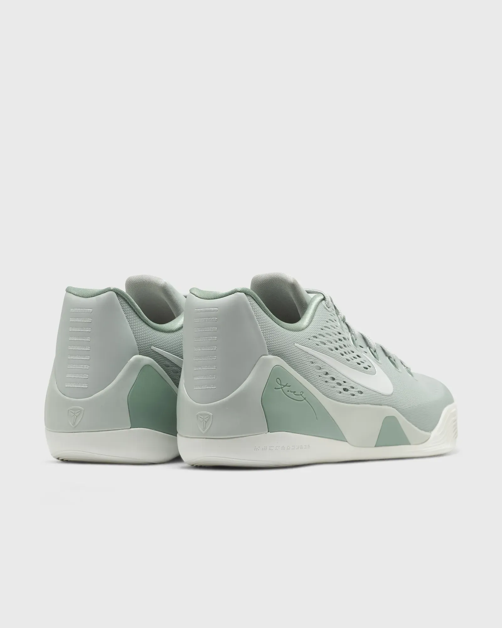 000000_Nike-Kobe-IX-Elite-Low-EM-Protro_Steam_IH1401-003_img3