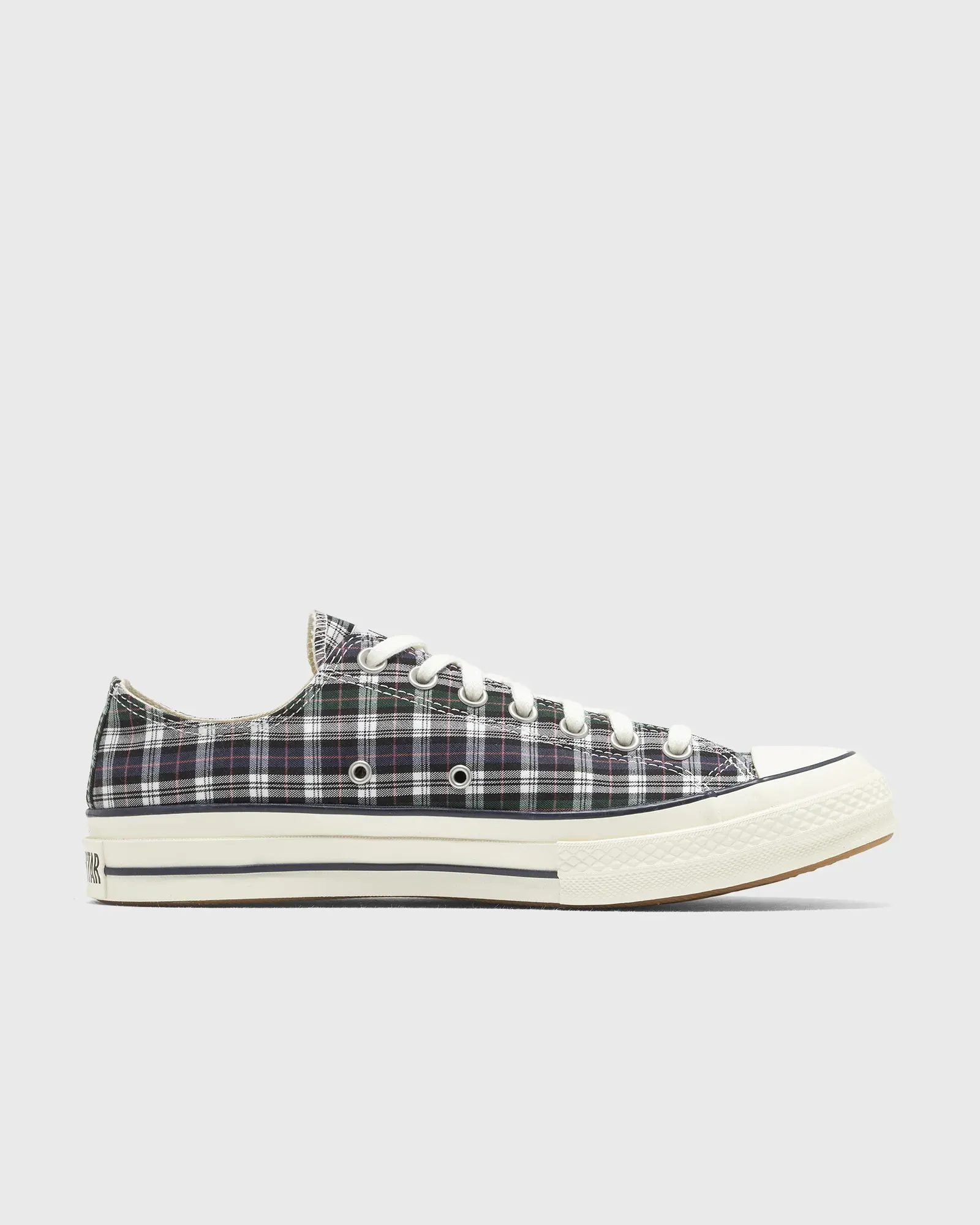 000000_Converse-x-NOAH-Chuck-70-OX_True-Blue-Egret-Black_A19715C_img2