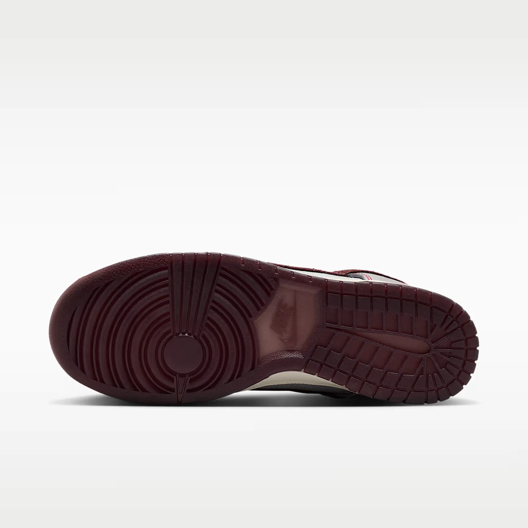 000000_Nike-Dunk-Low-Retro-SE_Pure-Platinum-Burgundy-Crush_IH1942-001_img1