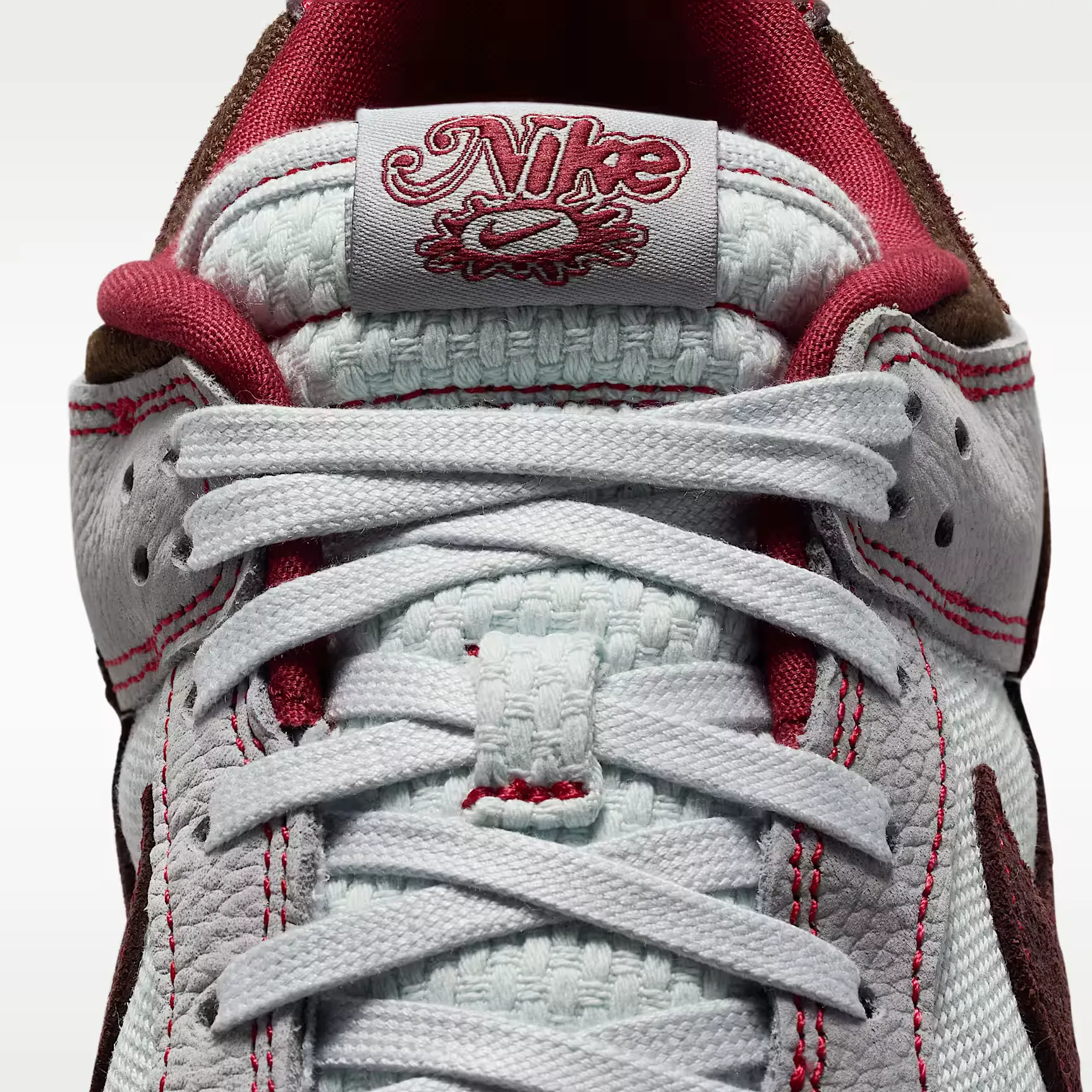 000000_Nike-Dunk-Low-Retro-SE_Pure-Platinum-Burgundy-Crush_IH1942-001_img8