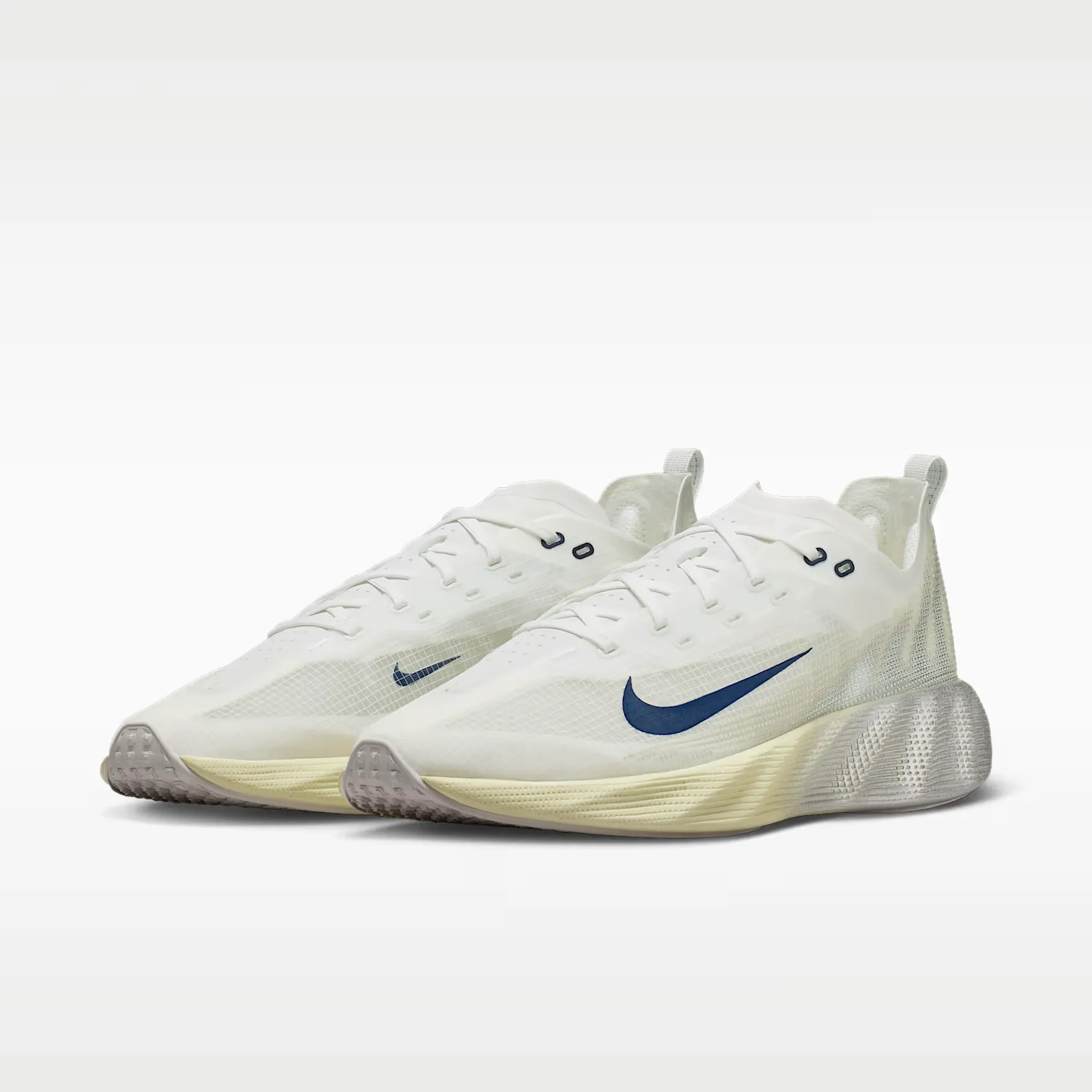 000000_Nike-Ava-X_Metallic-Silver-Alabaster_HM9697-003_img4
