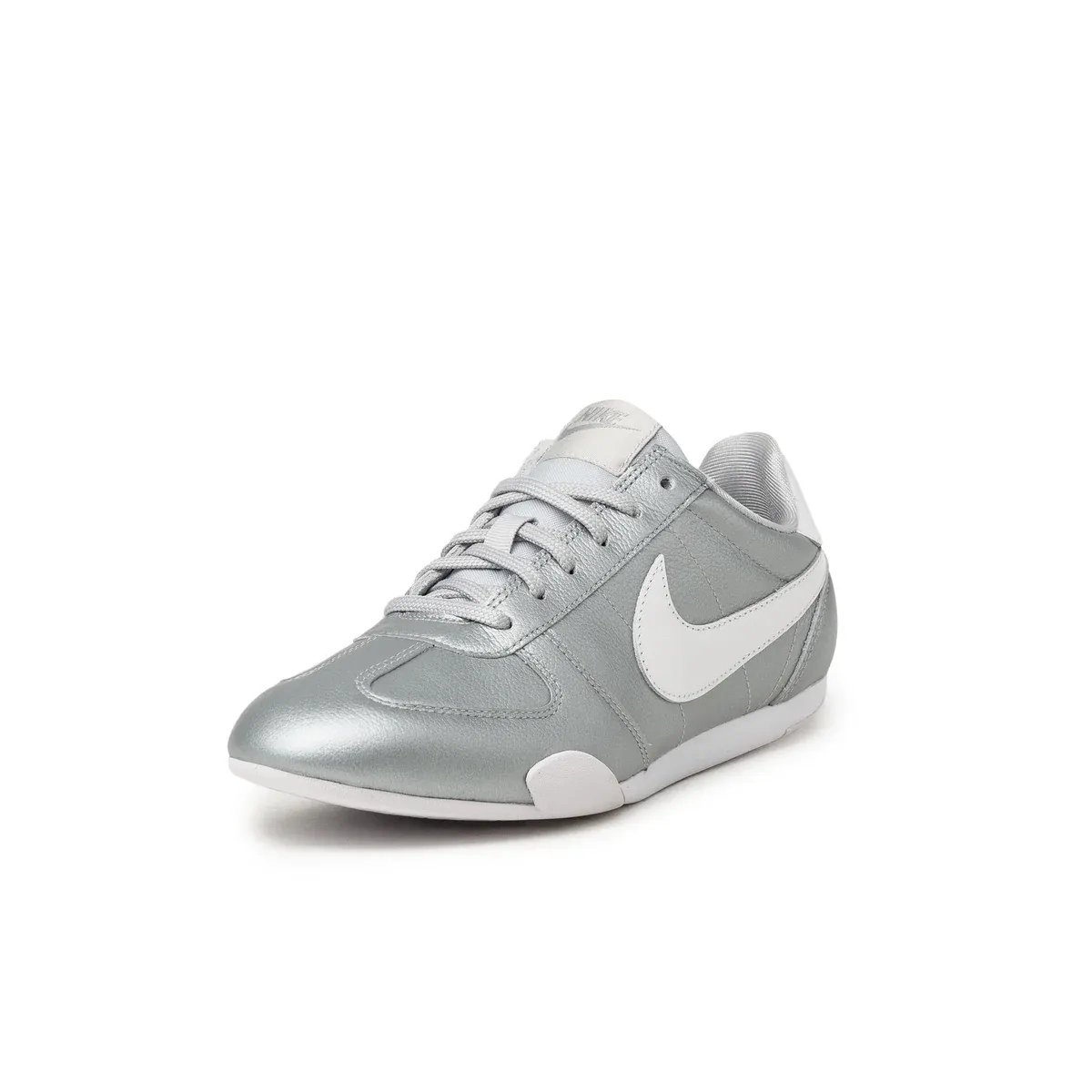 000000_Nike-WMNS-Sprint-Sister_Metallic-Silver-White-Grey-Fog-White_II6984-001_img1