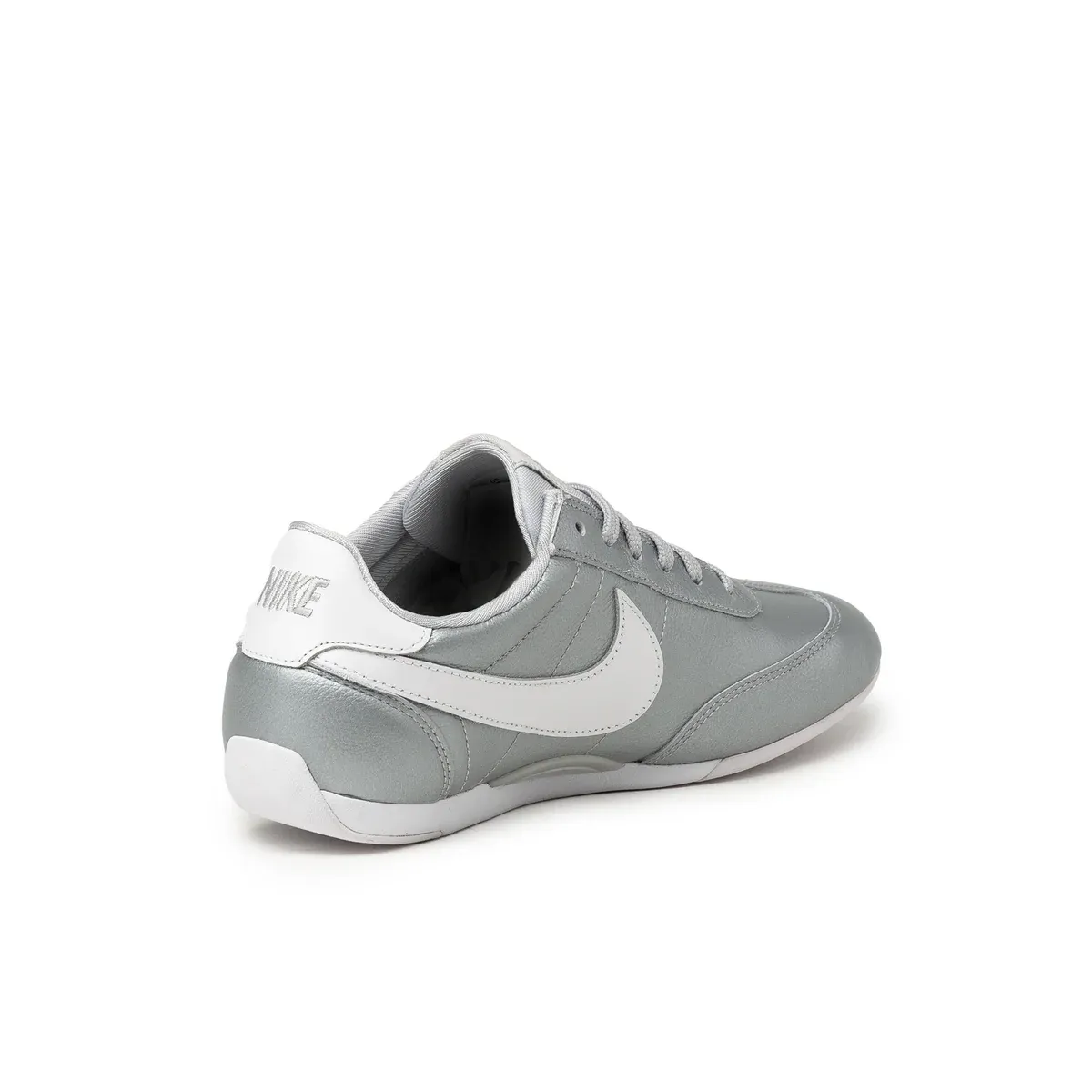 000000_Nike-WMNS-Sprint-Sister_Metallic-Silver-White-Grey-Fog-White_II6984-001_img2