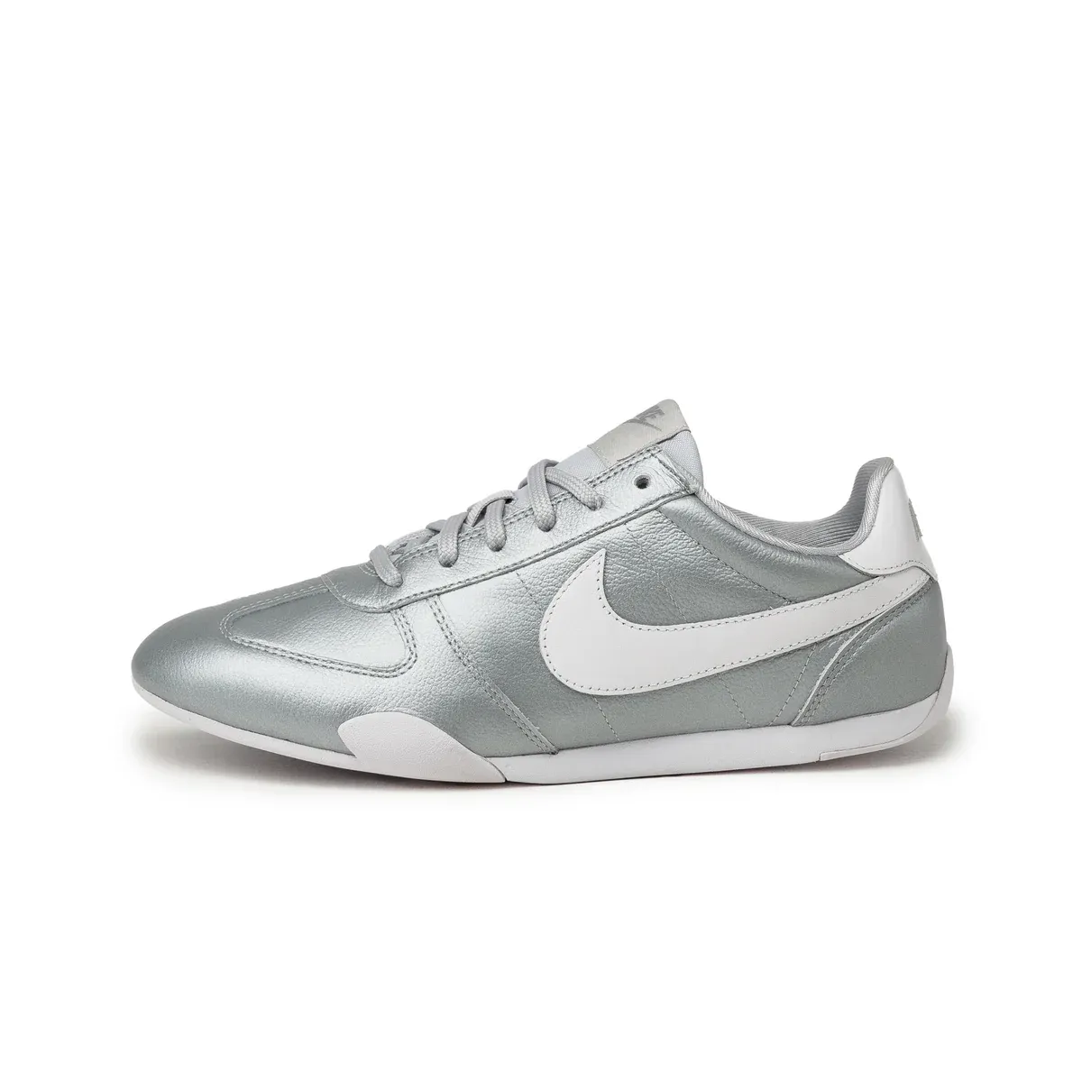 000000_Nike-WMNS-Sprint-Sister_Metallic-Silver-White-Grey-Fog-White_II6984-001_img0
