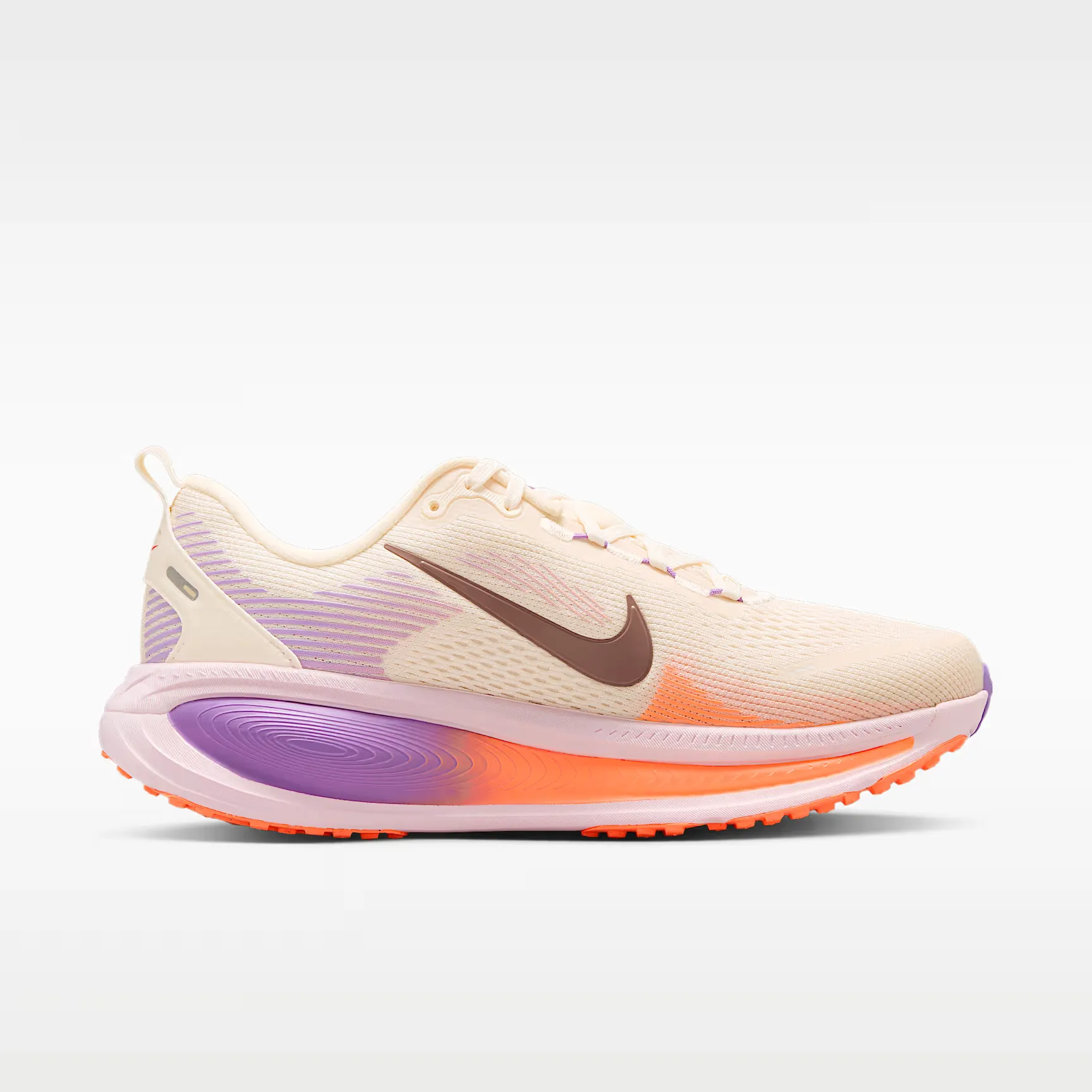 000000_Nike-Vomero-18-WMNS_Chalk-Pink-Foam_HM6804-113_img2