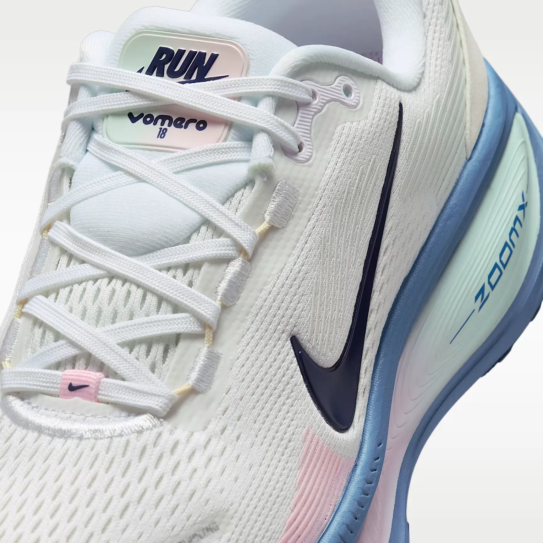 Nike Vomero 18 WMNS 