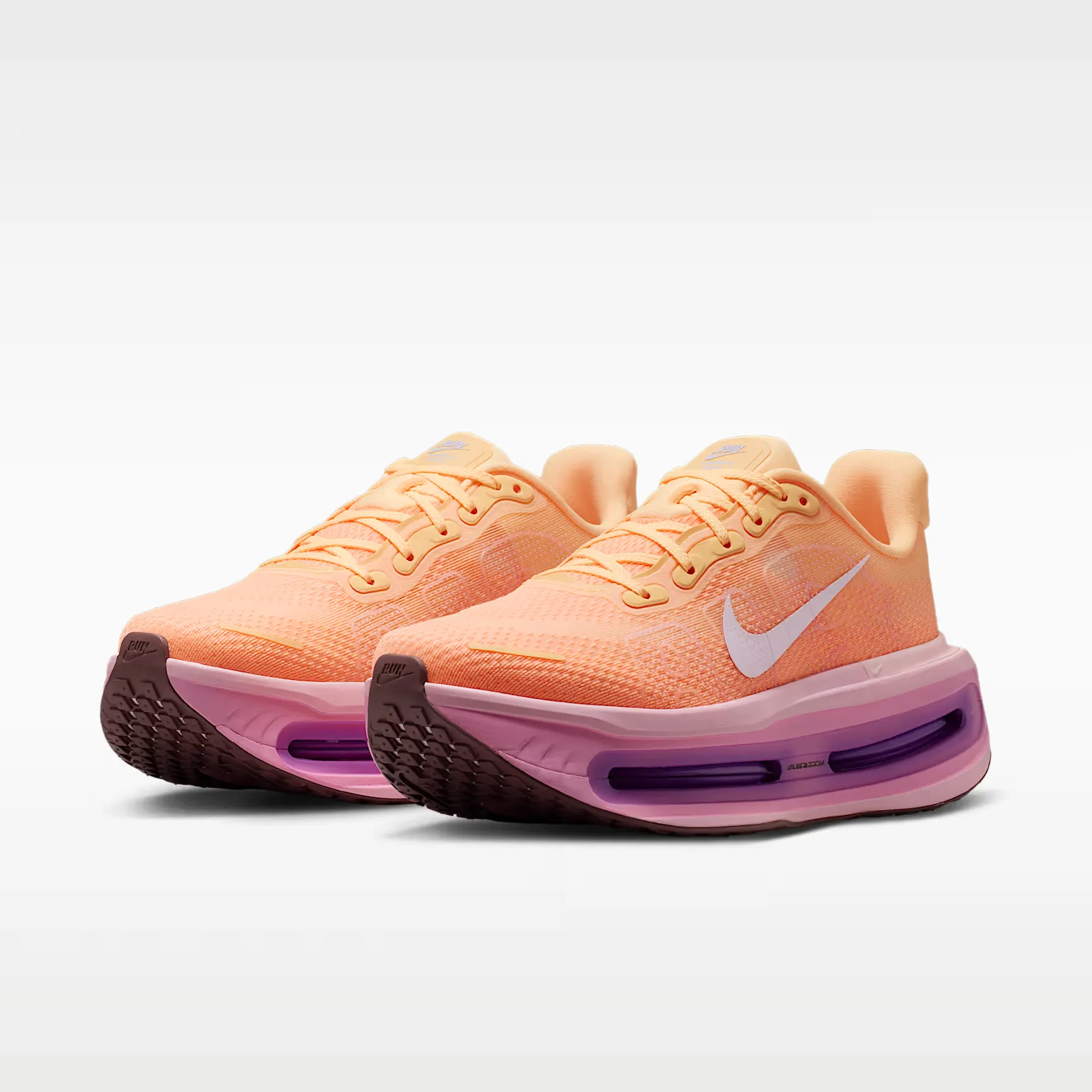 000000_Nike-Vomero-Premium-WMNS_Tangerine-Tint_HM5973-801_img4