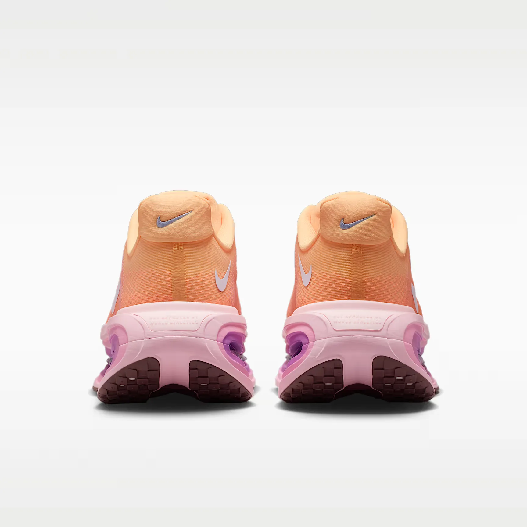 000000_Nike-Vomero-Premium-WMNS_Tangerine-Tint_HM5973-801_img5