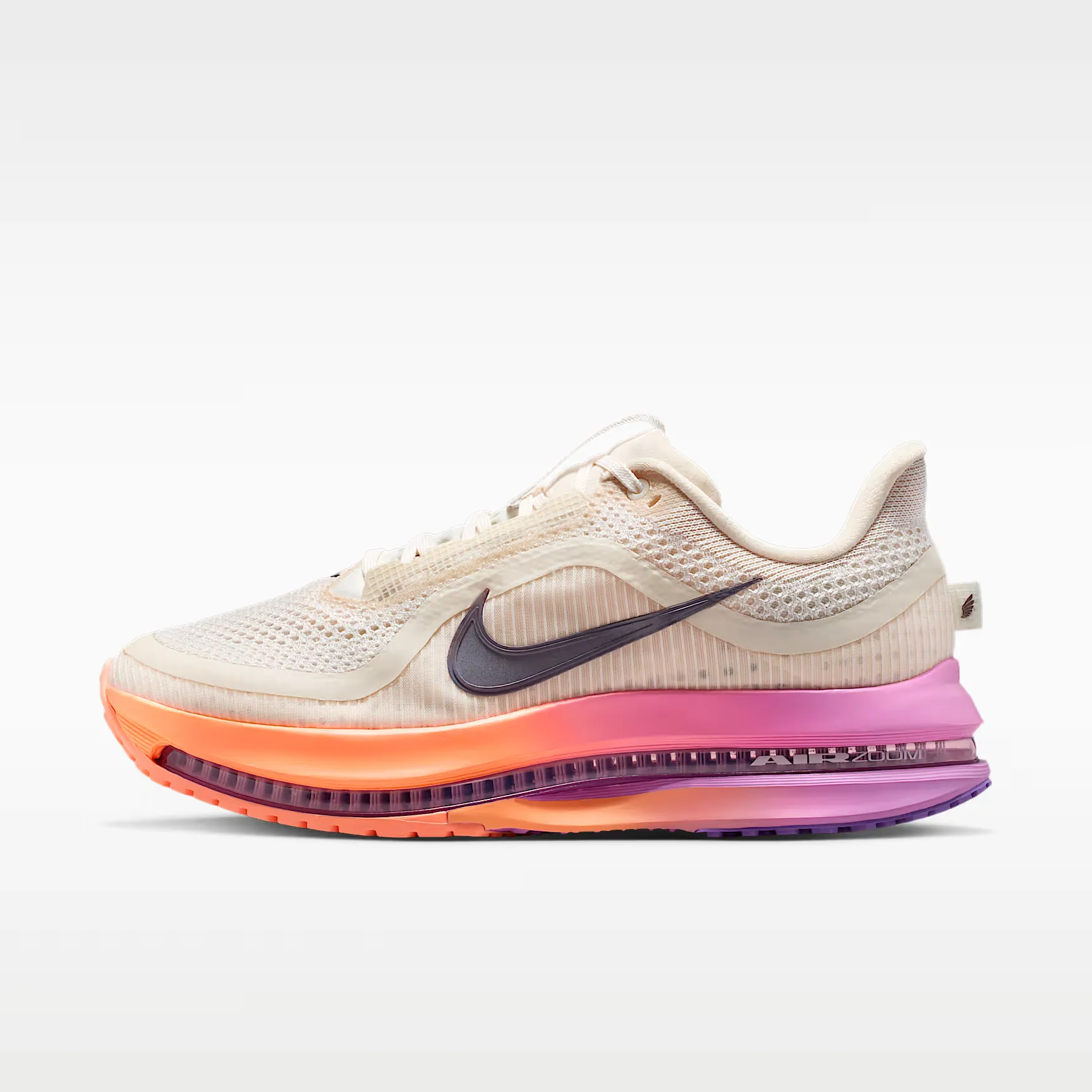 000000_Nike-Pegasus-Premium-WMNS_Chalk-Orange-Pulse_HQ2593-113_img0