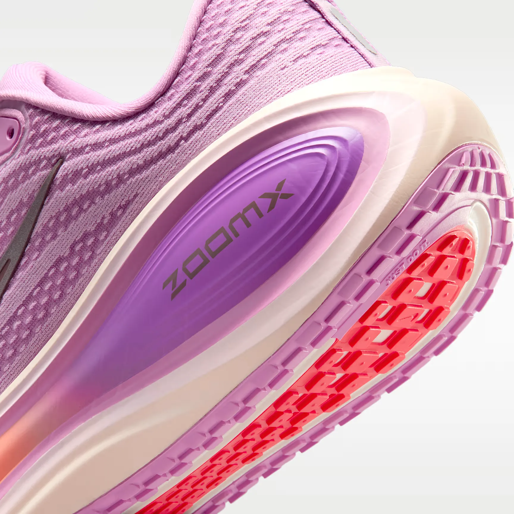 Nike Vomero Plus WMNS 