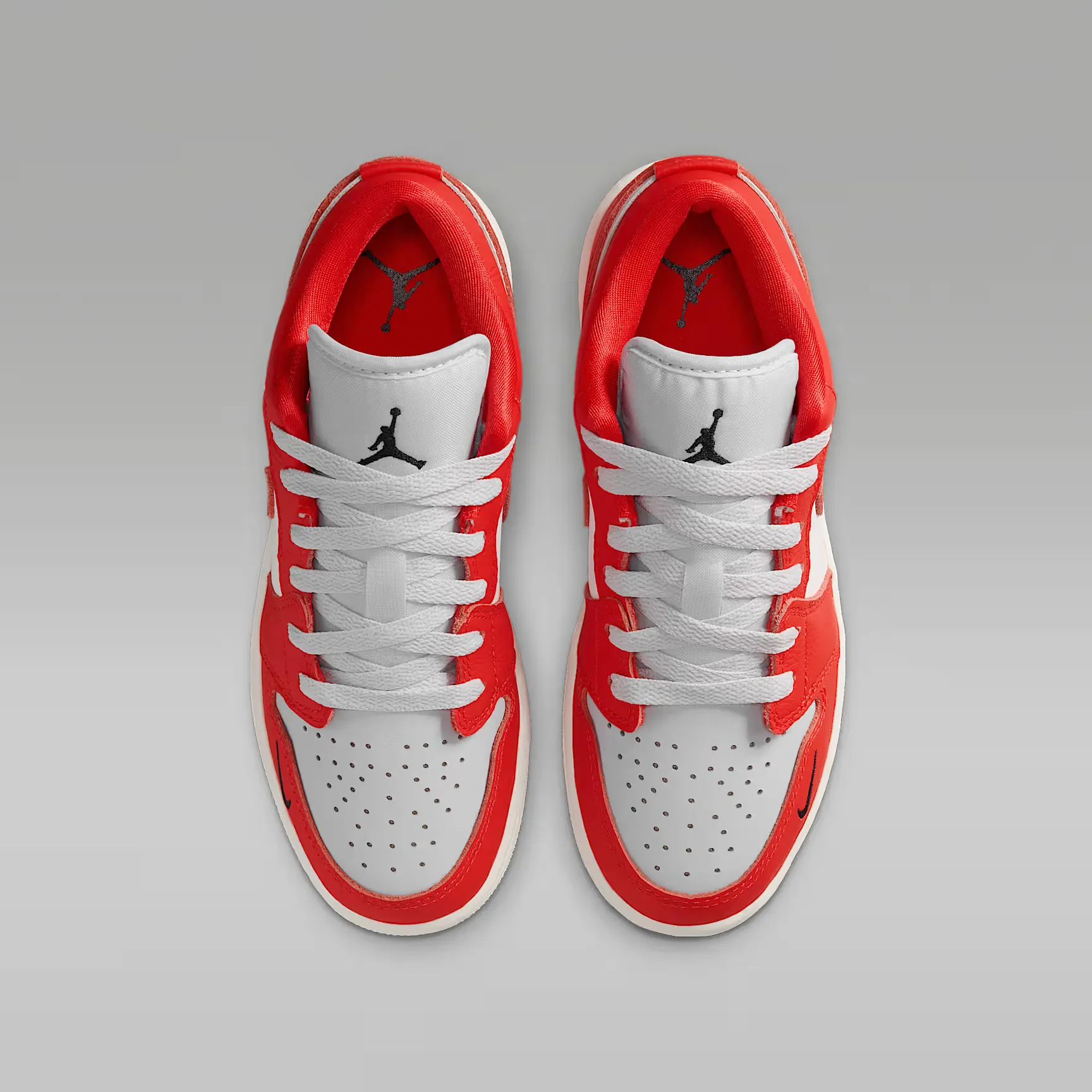 000000_Air-Jordan-1-Low-SE-GS_Chile-Red_II1257-002_img3