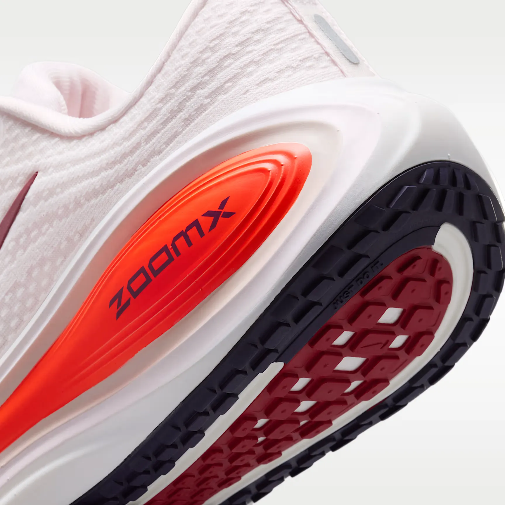 000000_Nike-Vomero-Plus-WMNS_Pearl-Pink_HV8154-608_img7