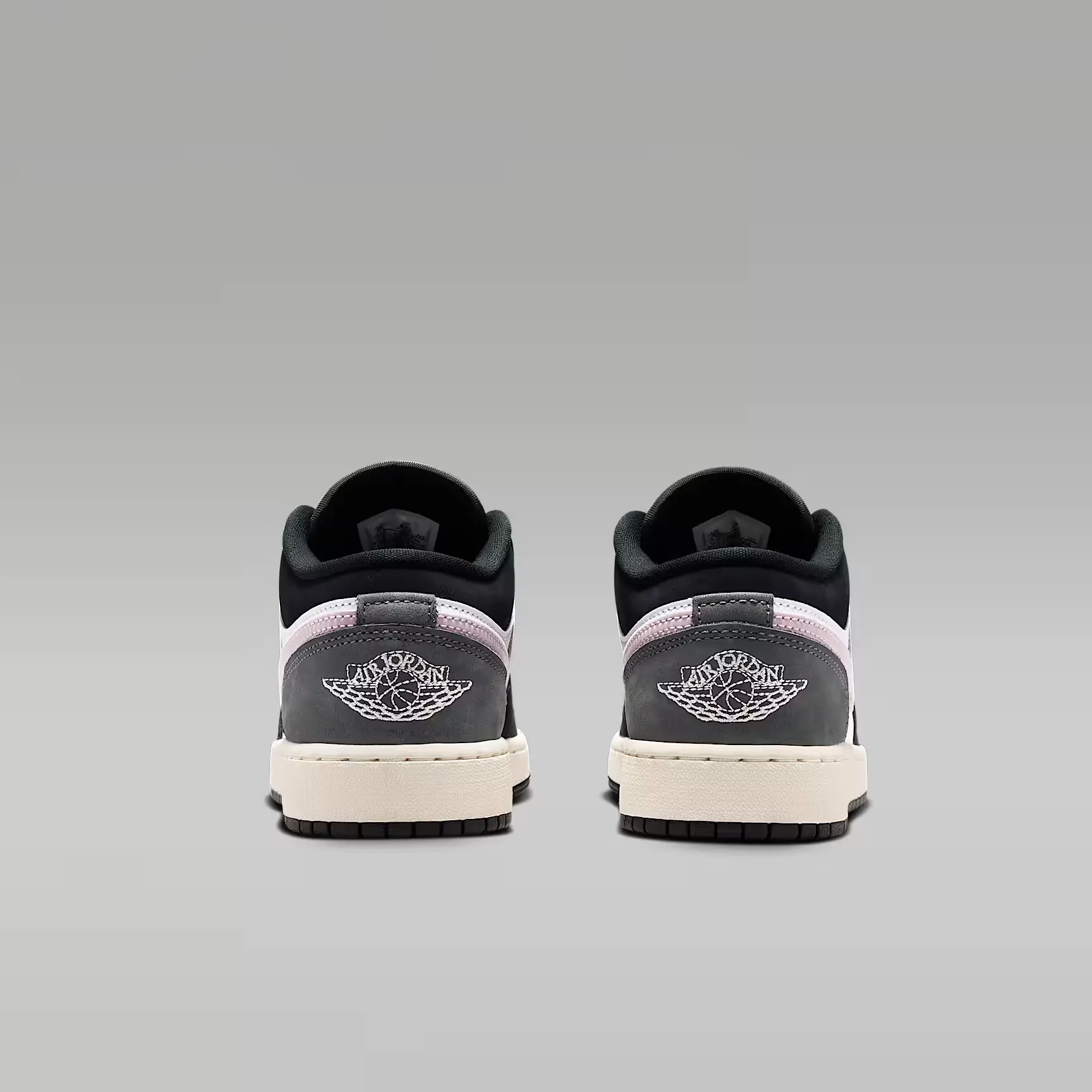 000000_Air-Jordan-1-Low-SE-GS_Black-Iced-Carmine_II1257-006_img5