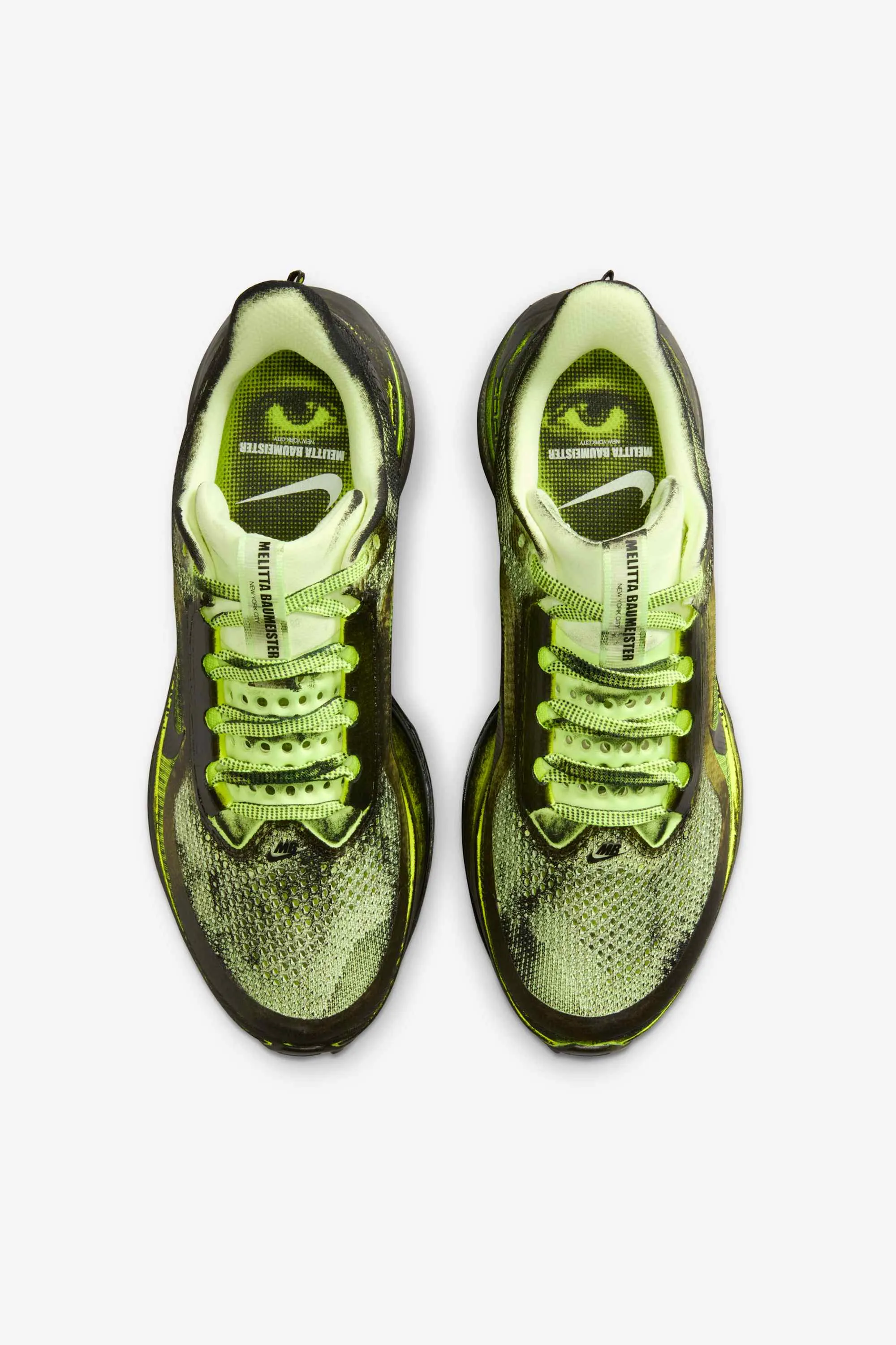 000000_Melitta-Baumeister-x-Nike-Pegasus-Premium-WMNS_Volt-And-Cyber_IQ7336-700_img3