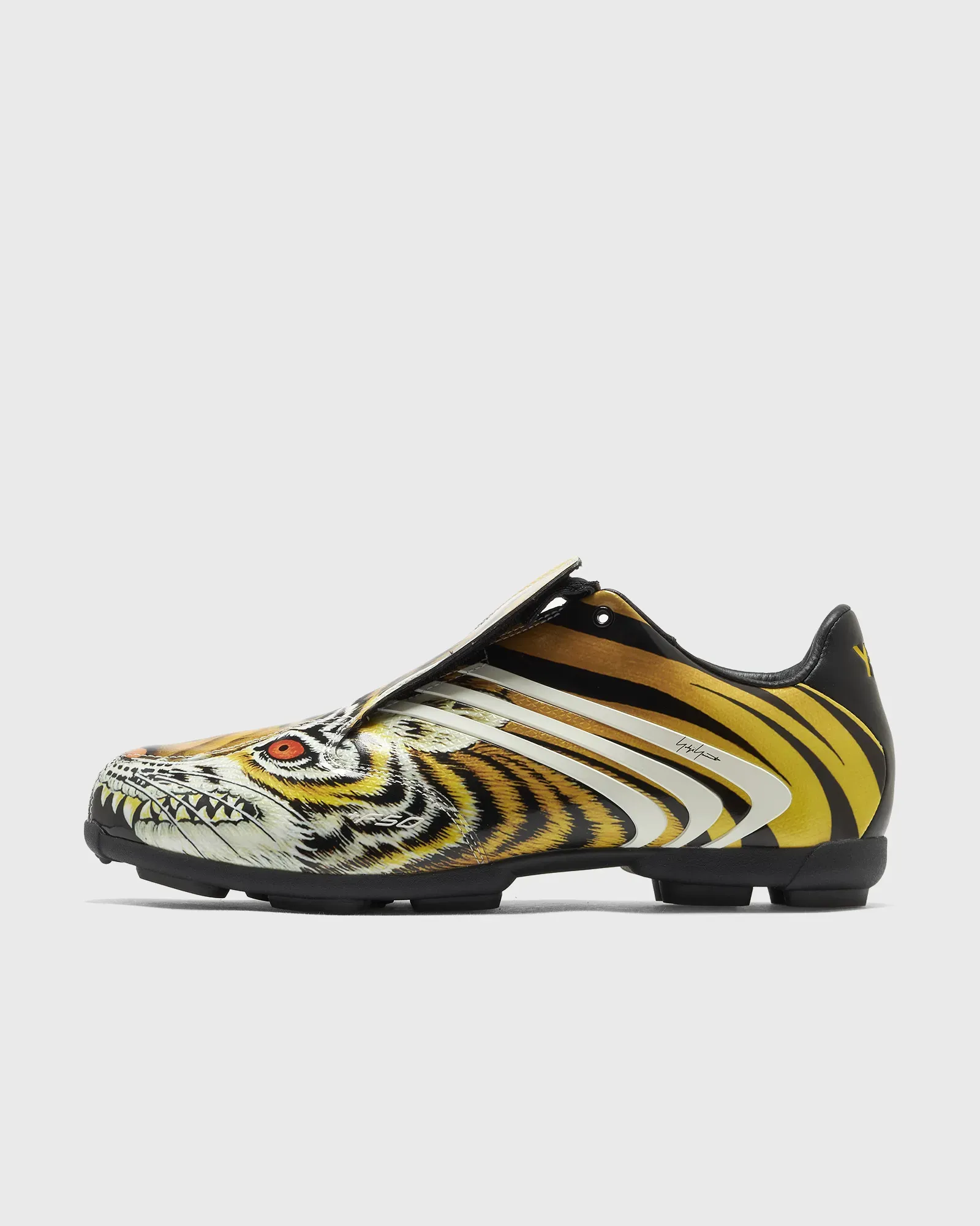 000000_adidas-Y-3-F50-Beast_Tiger_KK3652_img0
