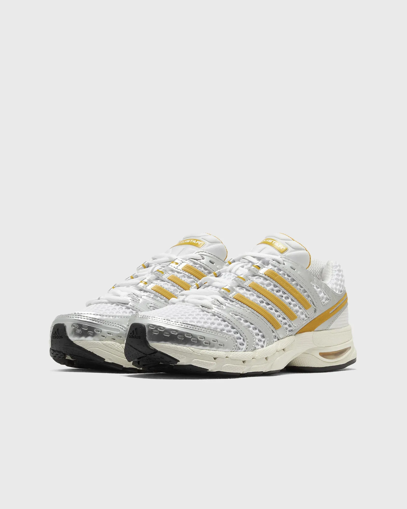 000000_adidas-WMNS-Adistar-Control-5_Ftwr-White-Gold-Metallic-Silver-Metallic_KJ8782_img1