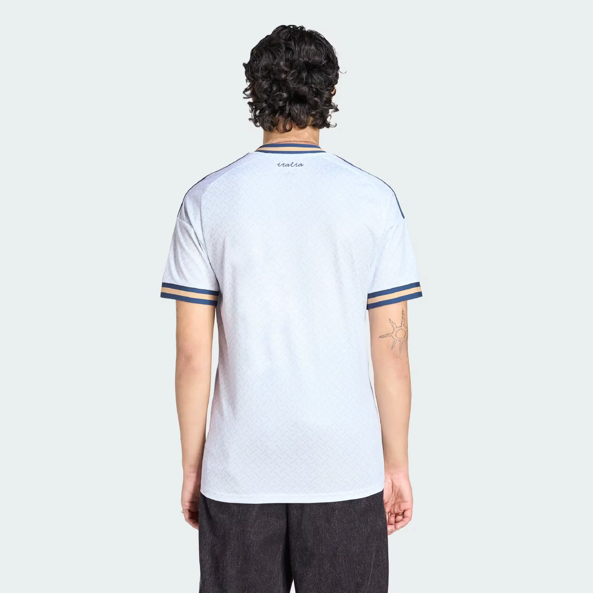 000000_adidas-Italy-Away-Jersey-2026_Aeroblue_KC8704_img1