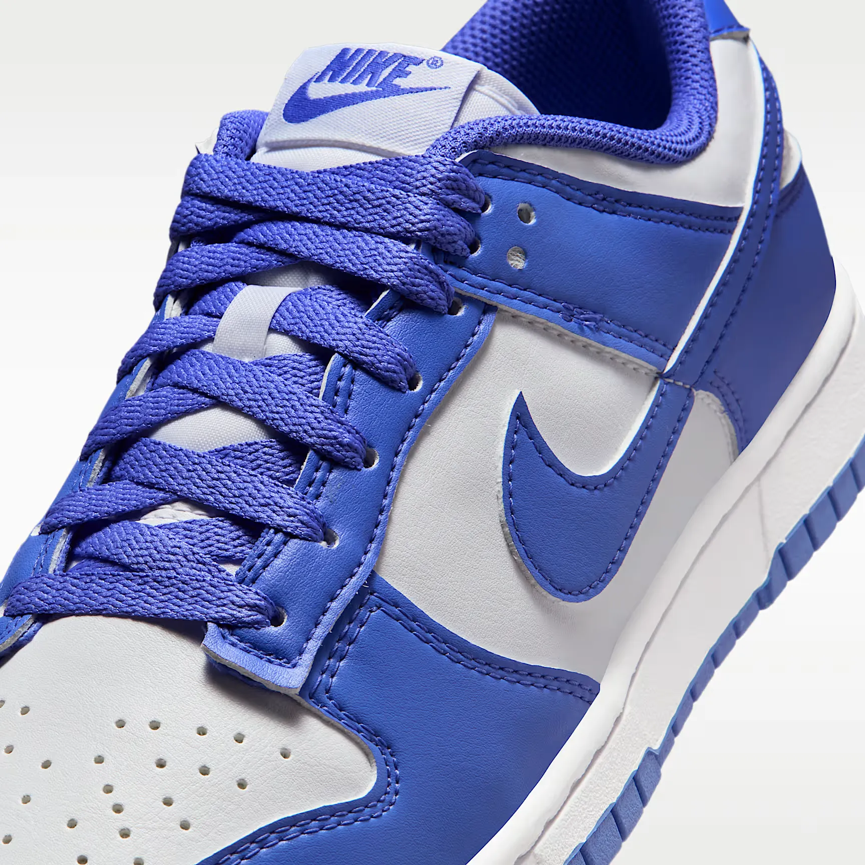 000000_Nike-Dunk-Low-WMNS_Sapphire_IM6572-102_img6