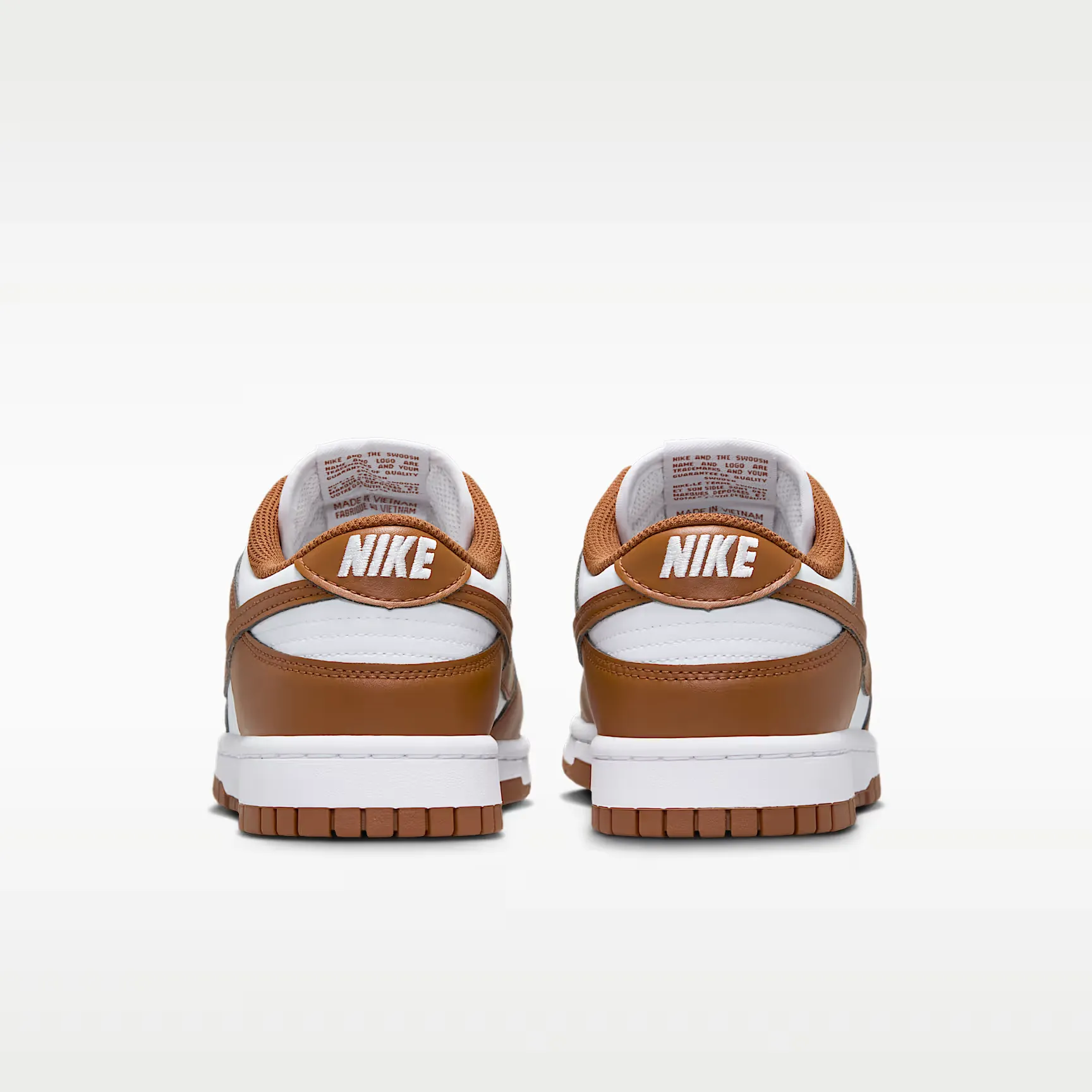 000000_Nike-Dunk-Low-WMNS_Sail-White-Light-British-Tan_IM6572-101_img5