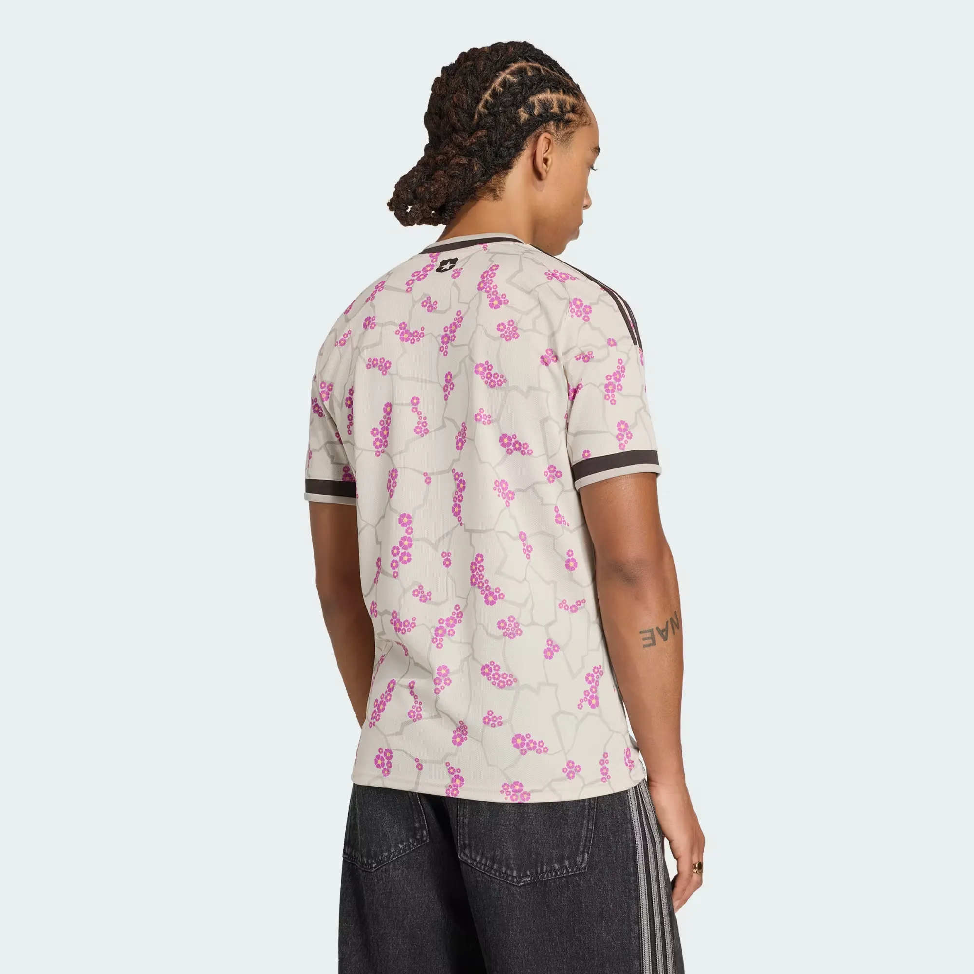 000000_adidas-Maillot-Exterieur-Chili-26_Bliss_JL8739_img2