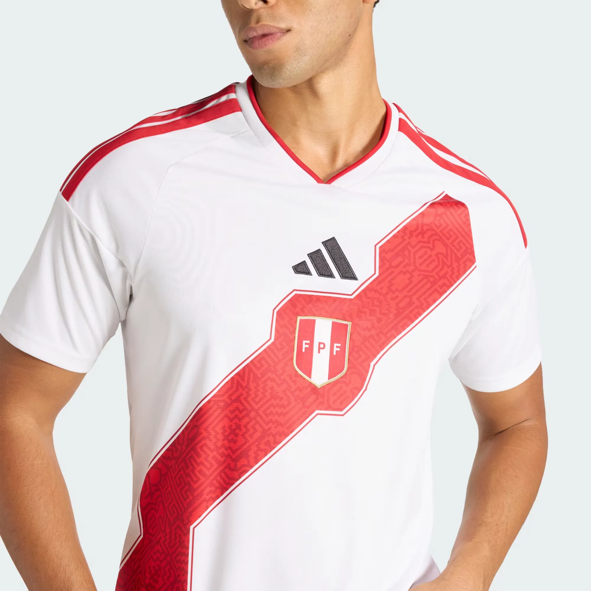 000000_adidas-Peru-Maillot-Domicile-26_White-Red_JL8651_img6