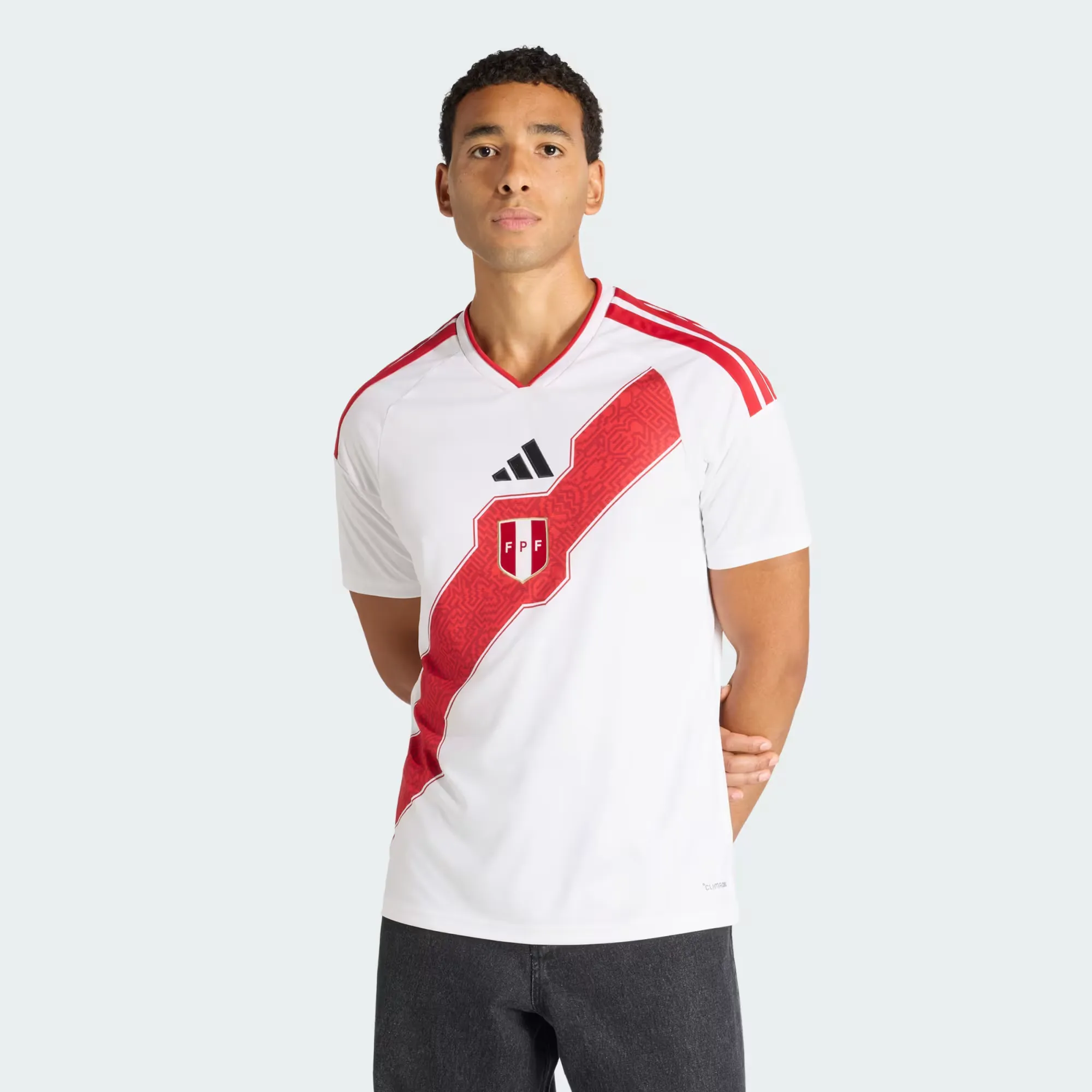 000000_adidas-Peru-Maillot-Domicile-26_White-Red_JL8651_img0