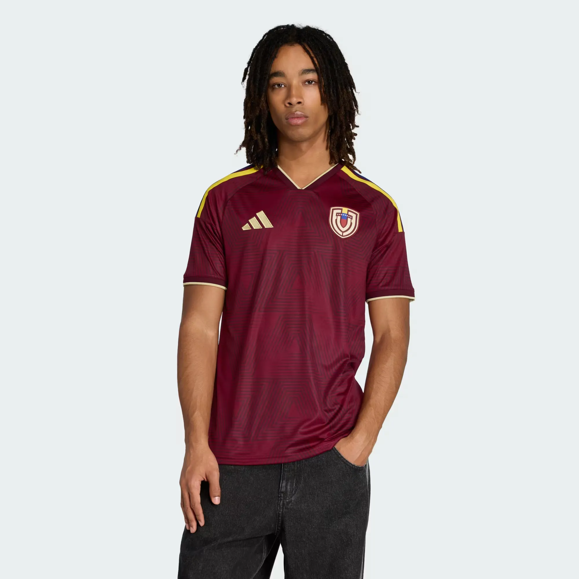 000000_adidas-Venezuela-26-Maillot-Domicile_Team-Coll-Burgundy-2_KB3723_img0