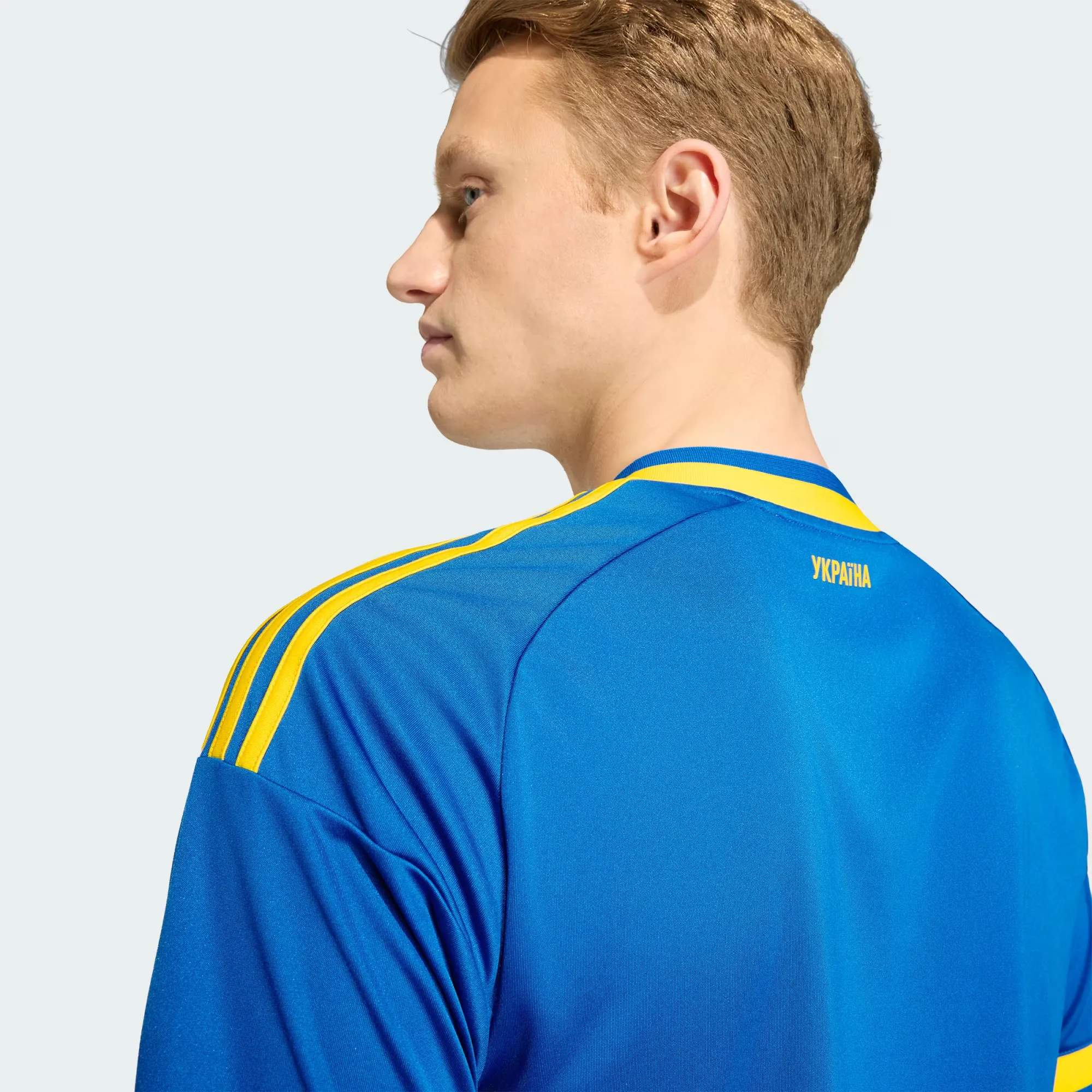 000000_adidas-Ukraine-26-Away-Jersey_Glow-Blue_JZ7005_img6