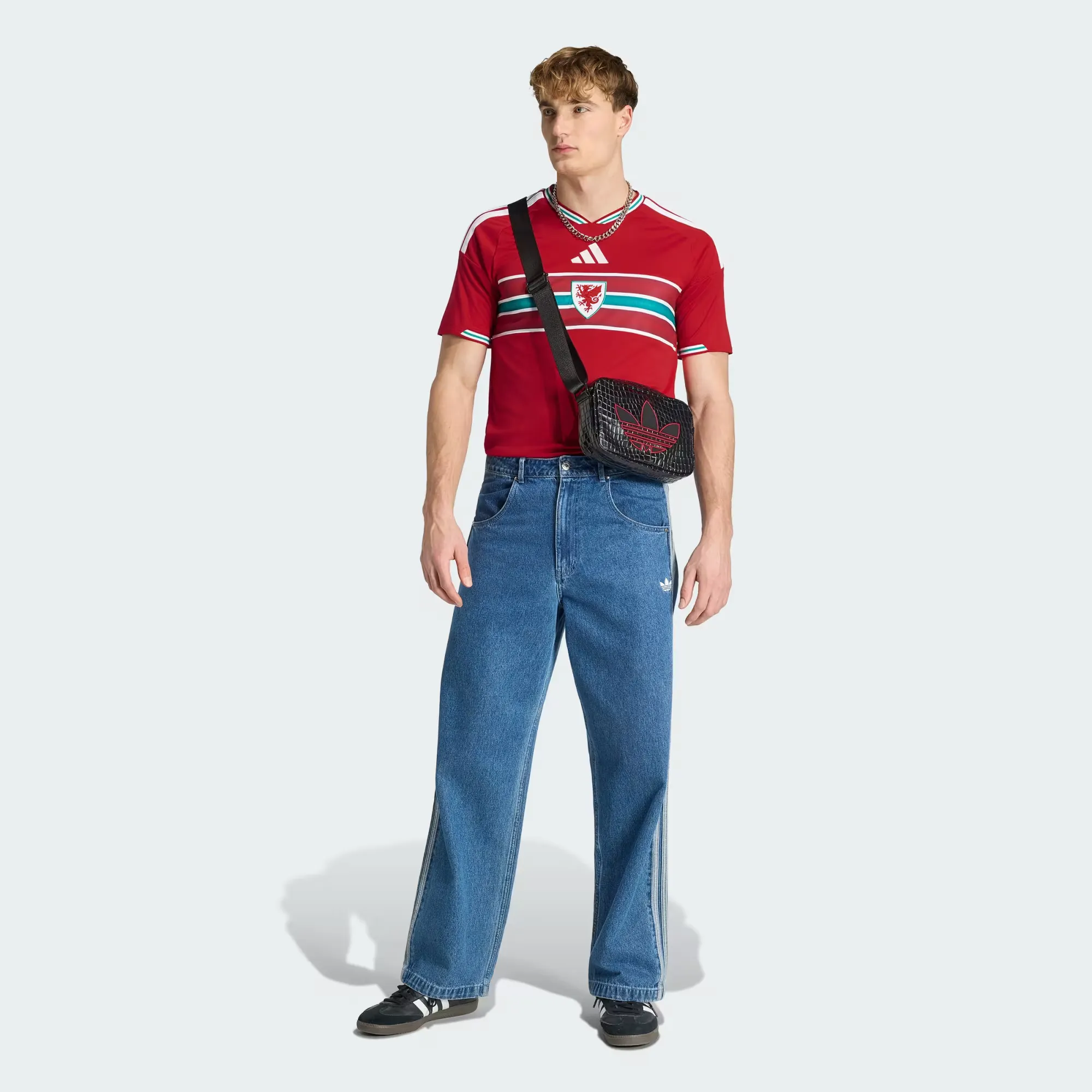 000000_adidas-Wales-26-Home-Jersey_Better-Scarlet_JL6925_img2