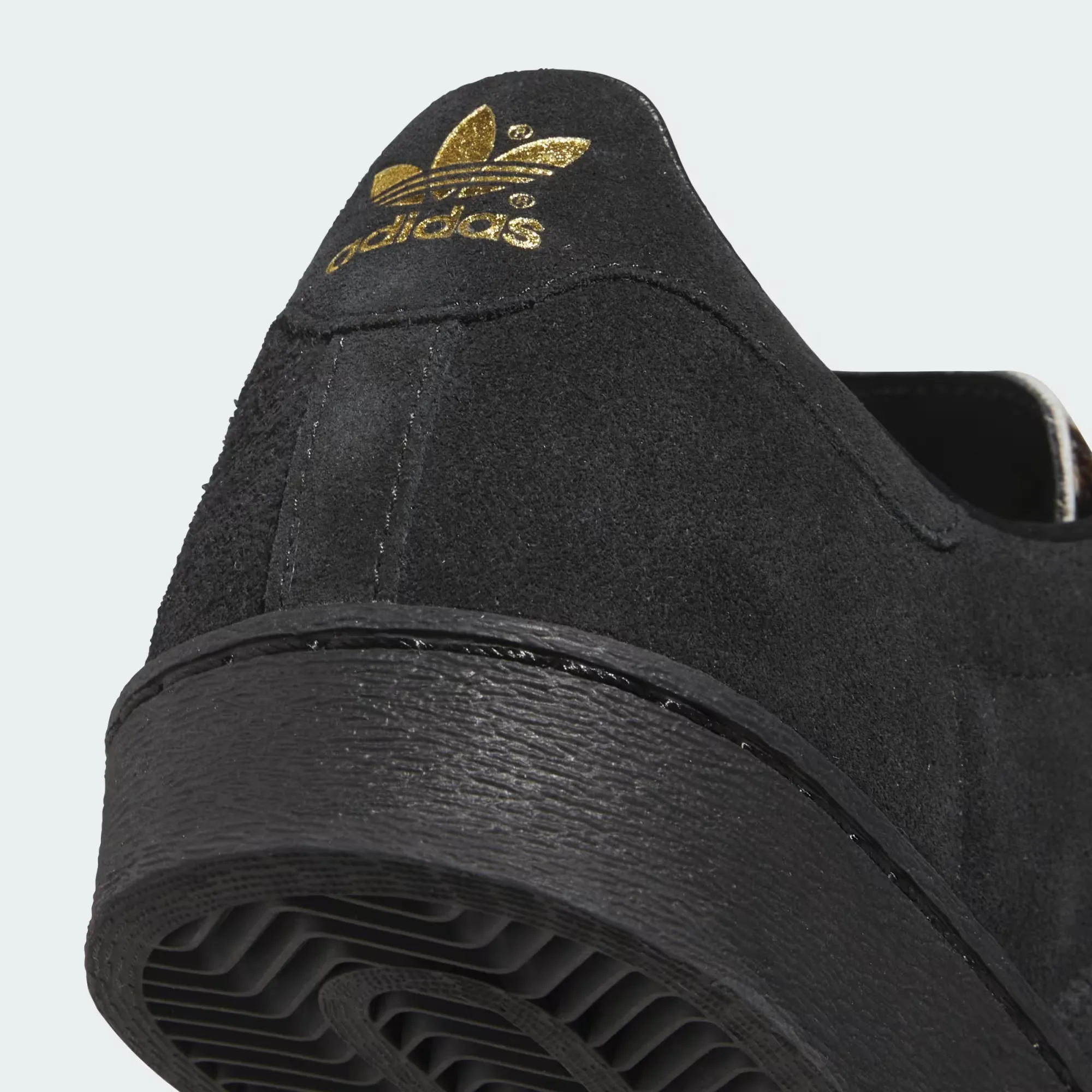 000000_adidas-Jabbar-Lo_Aurora-Black-Core-Black_KJ4280_img7