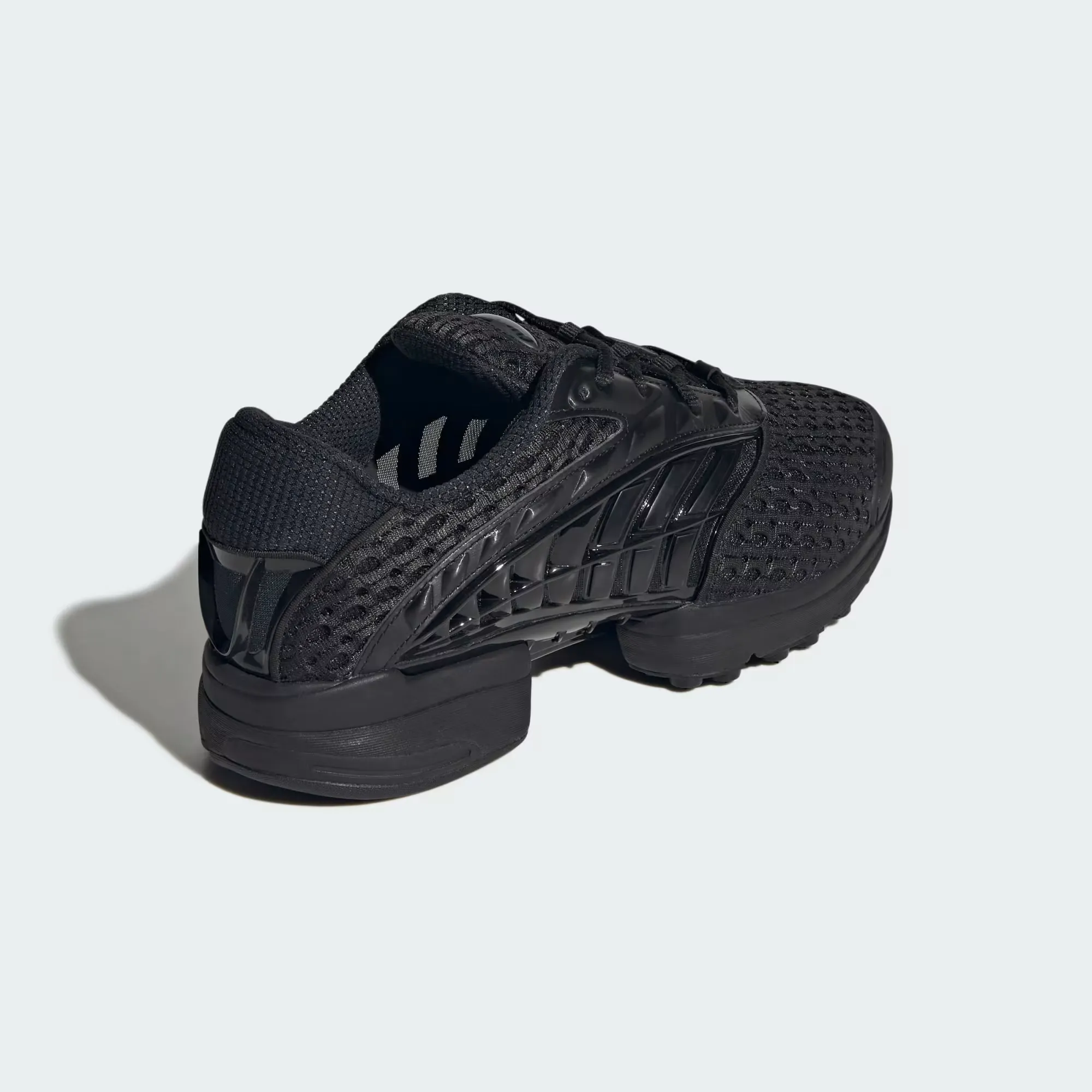 000000_adidas-Climacool-2_Core-Black-Iron-Metallic_LA7795_img4