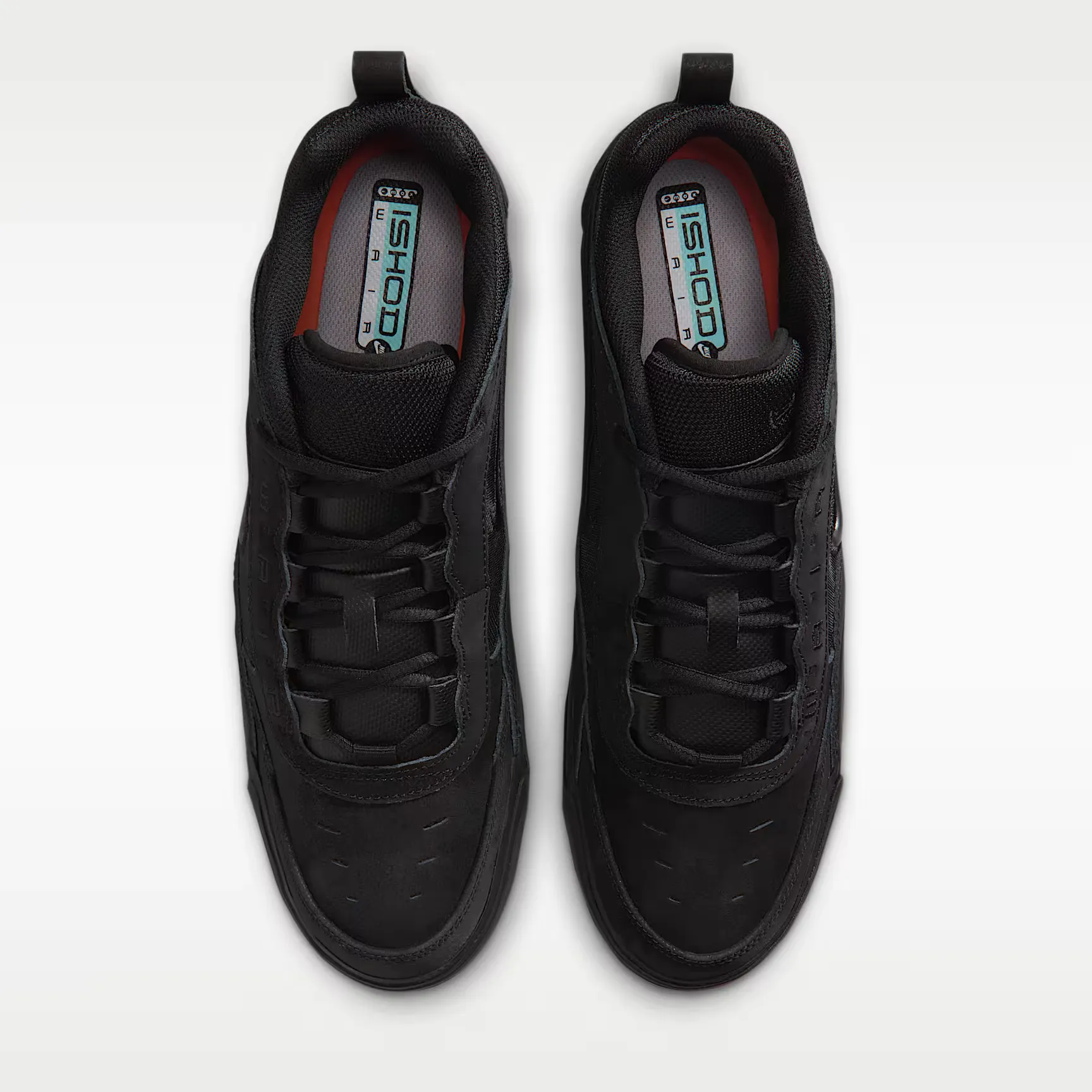 000000_Nike-SB-Air-Max-Ishod_Triple-Black-Gum_IR1887-001_img3