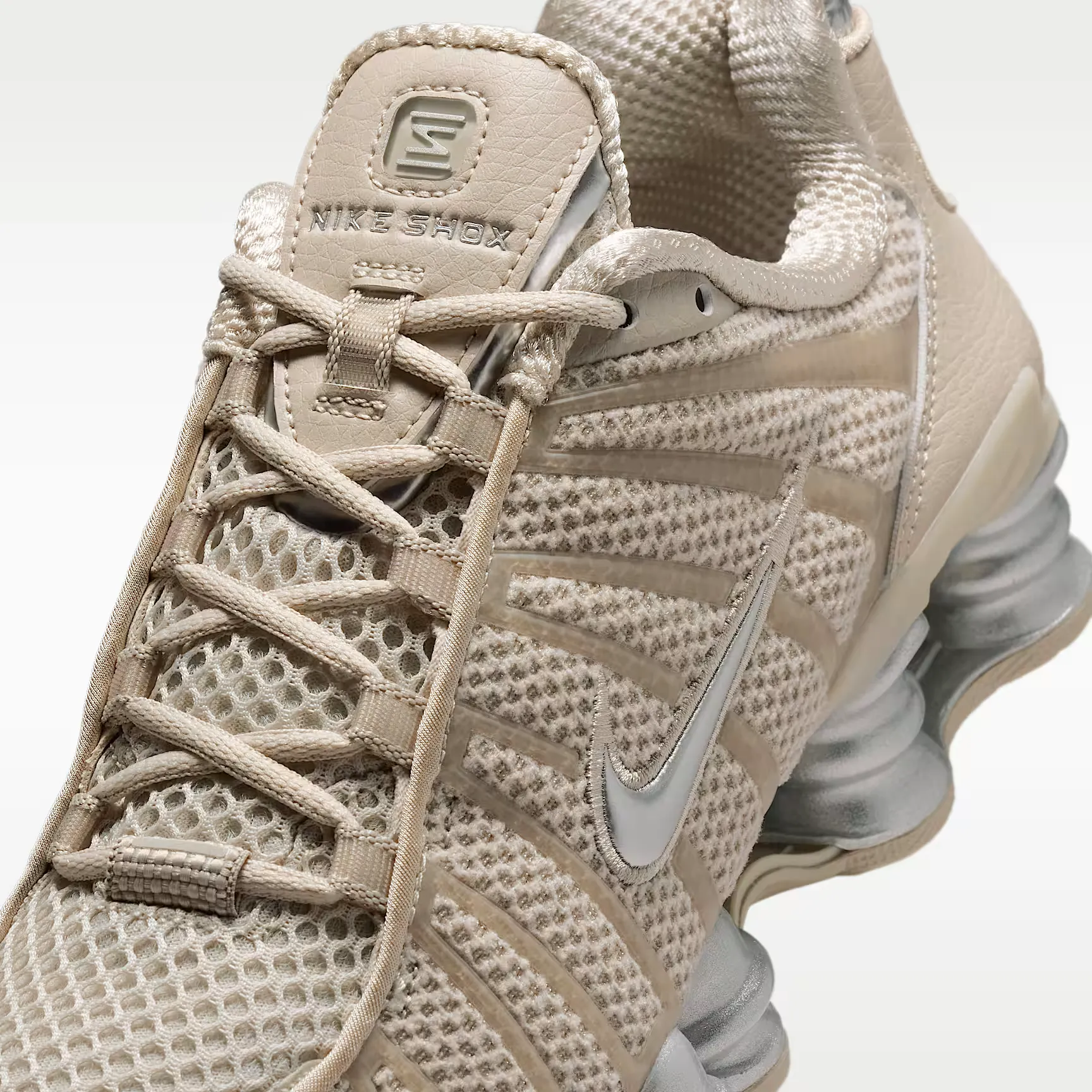 000000_Nike-Shox-TL-WMNS_Cream_IH2559-200_img6