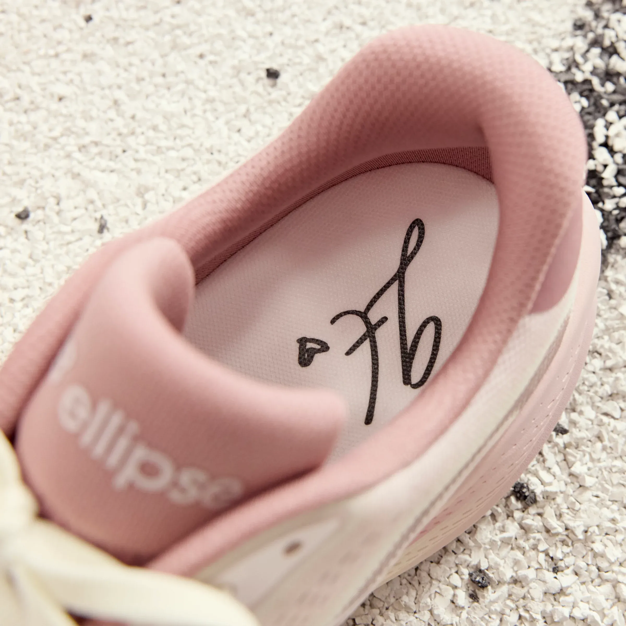 000000_New-Balance-Ellipse-x-Gabby-Thomas-WMNS_Lone-Star-Grey-Stone-Pink_WELPS6J0_img8