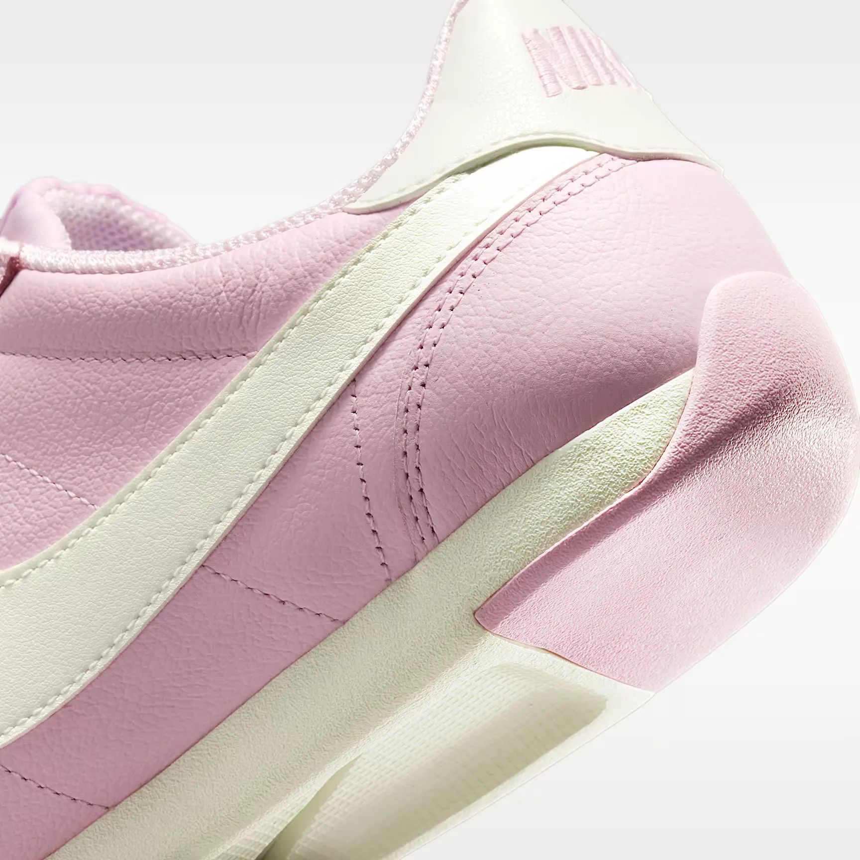 000000_Nike-Sprint-Sister-WMNS_Pink-Foam-Sail_IB7102-600_img7