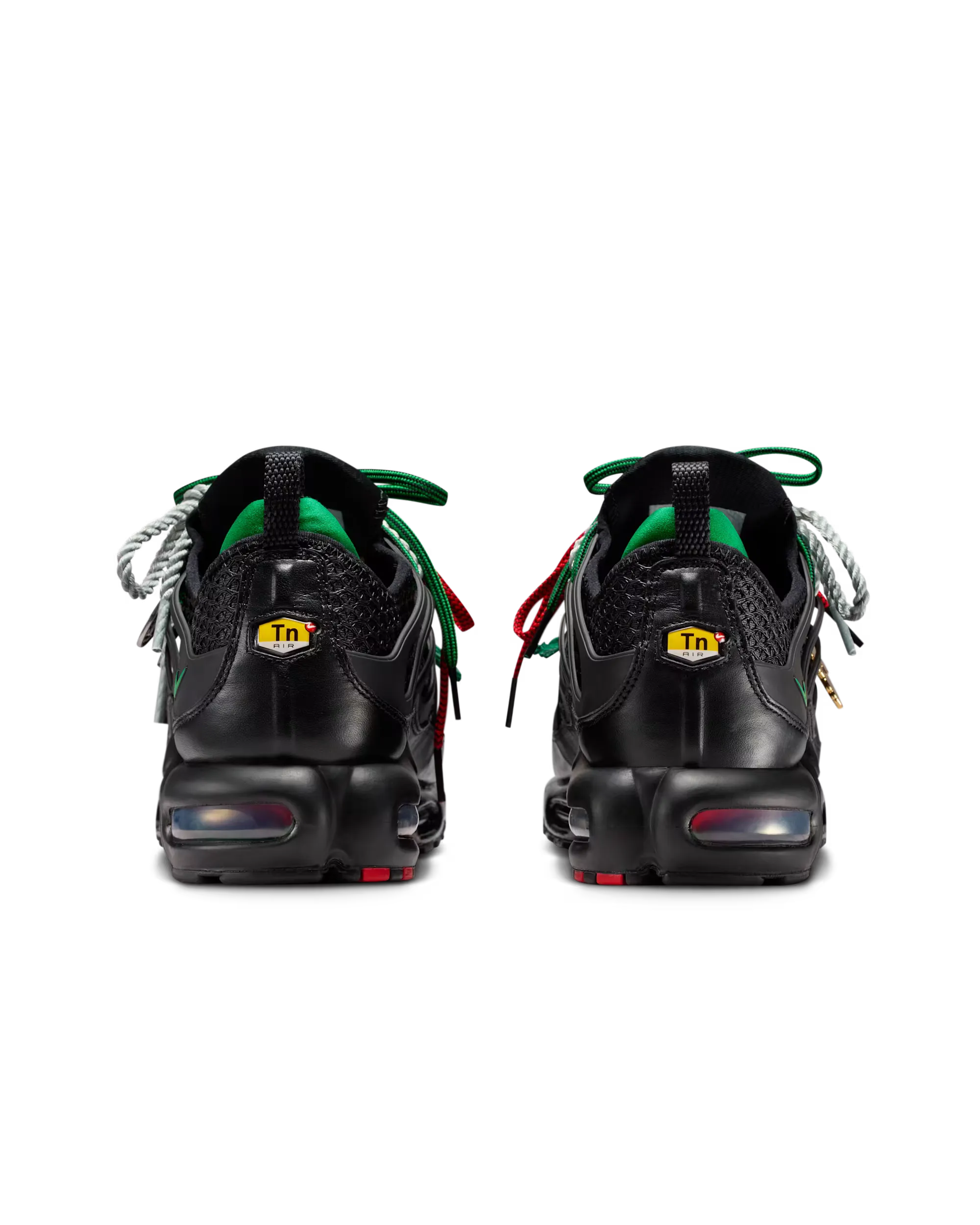 Homecoming-x-Nike-Air-Max-Plus_Pan-African-Black_IM4960-001_img4