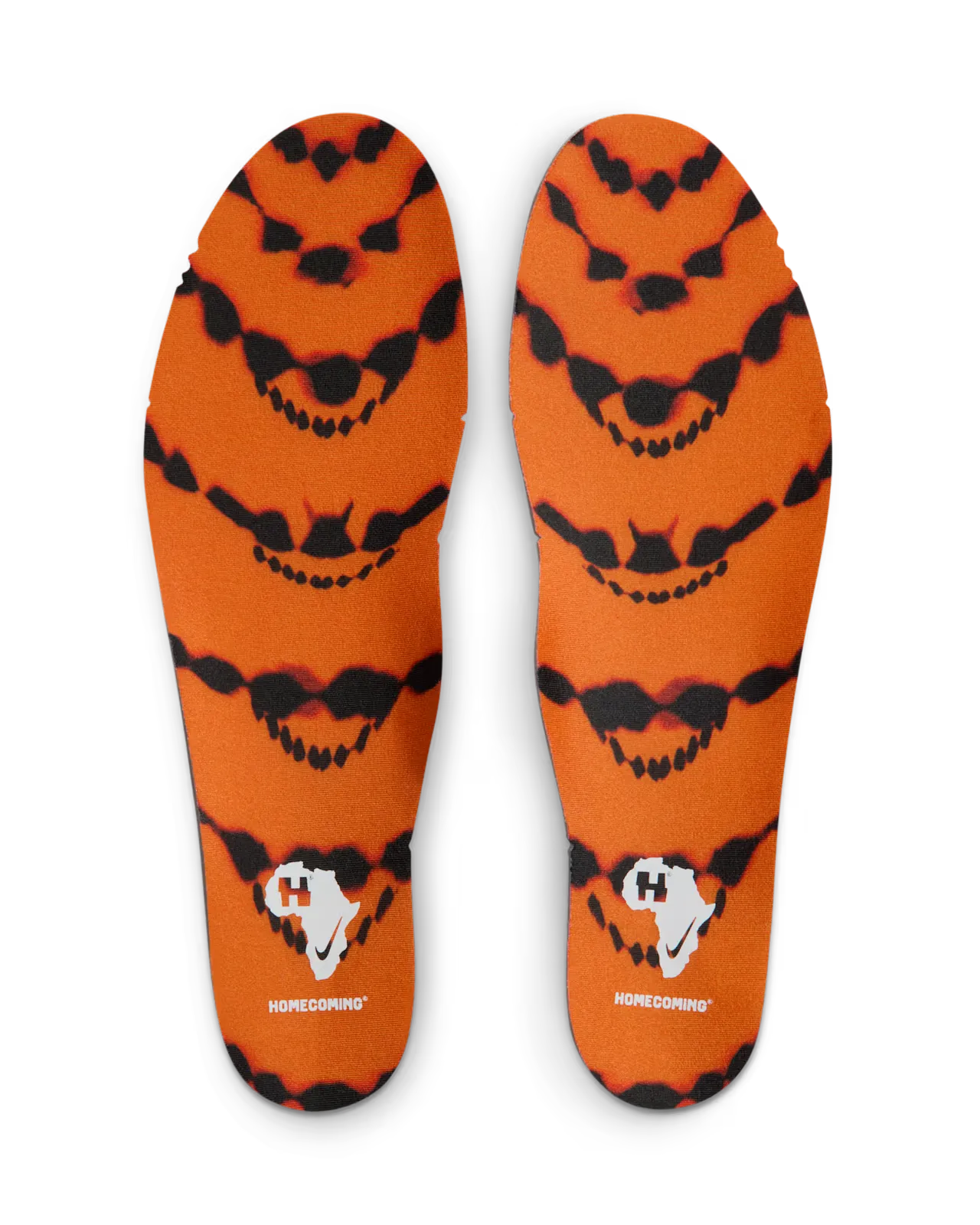 Homecoming-x-Nike-Air-Max-Plus_African-Sunrise-Safety-Orange_IM4960-800_img8