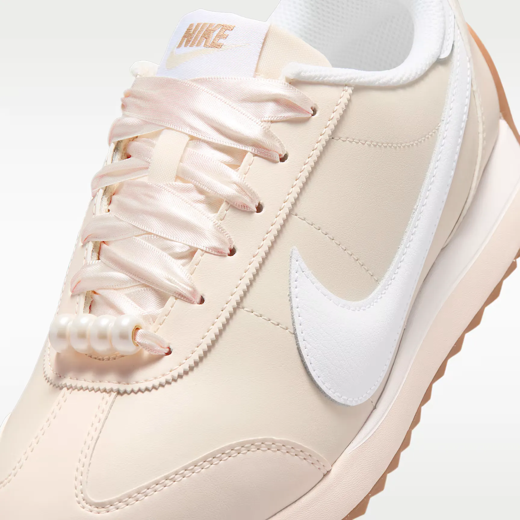 000000_Nike_Nike-Pacific-Leather-Le-Wmns_IR1374-100_img6